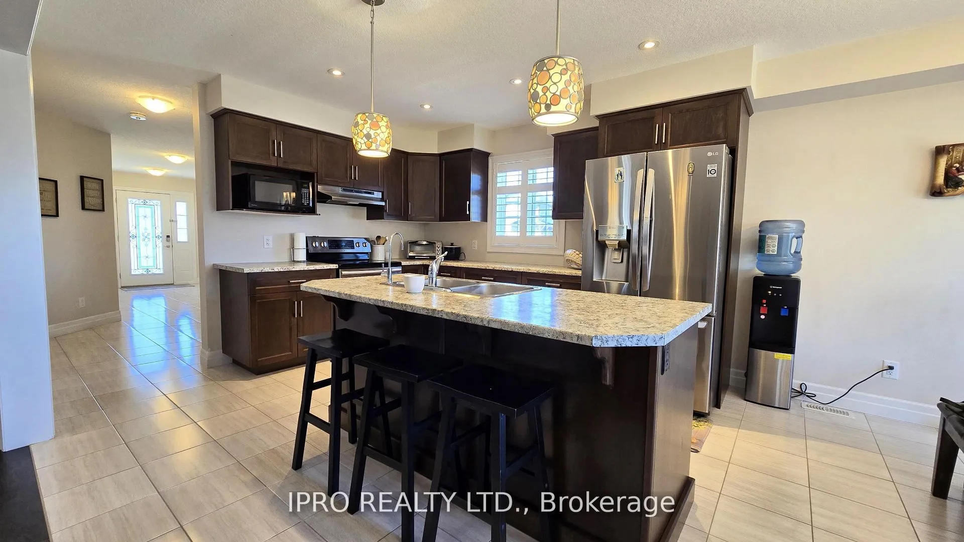 Photo 26 of 194 Bradshaw Drive, Stratford — HOMEH