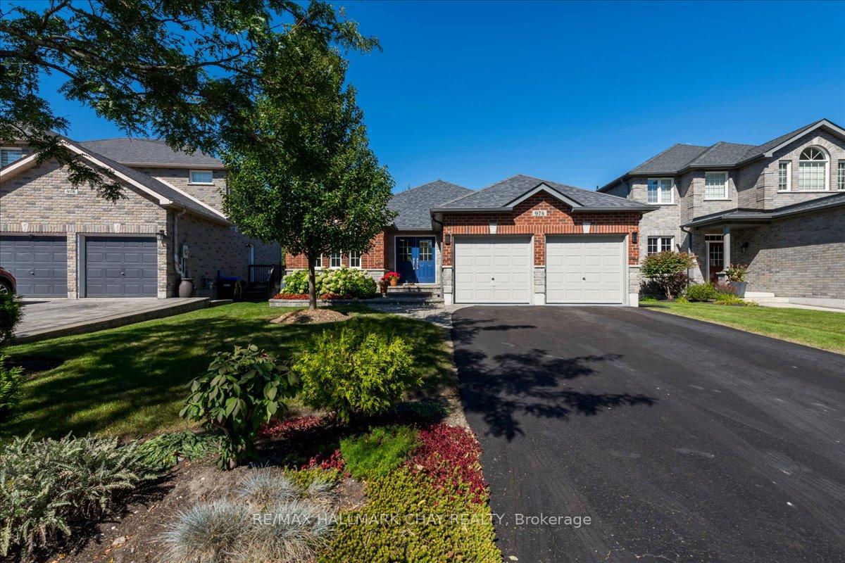 Photo of 974 Booth Avenue