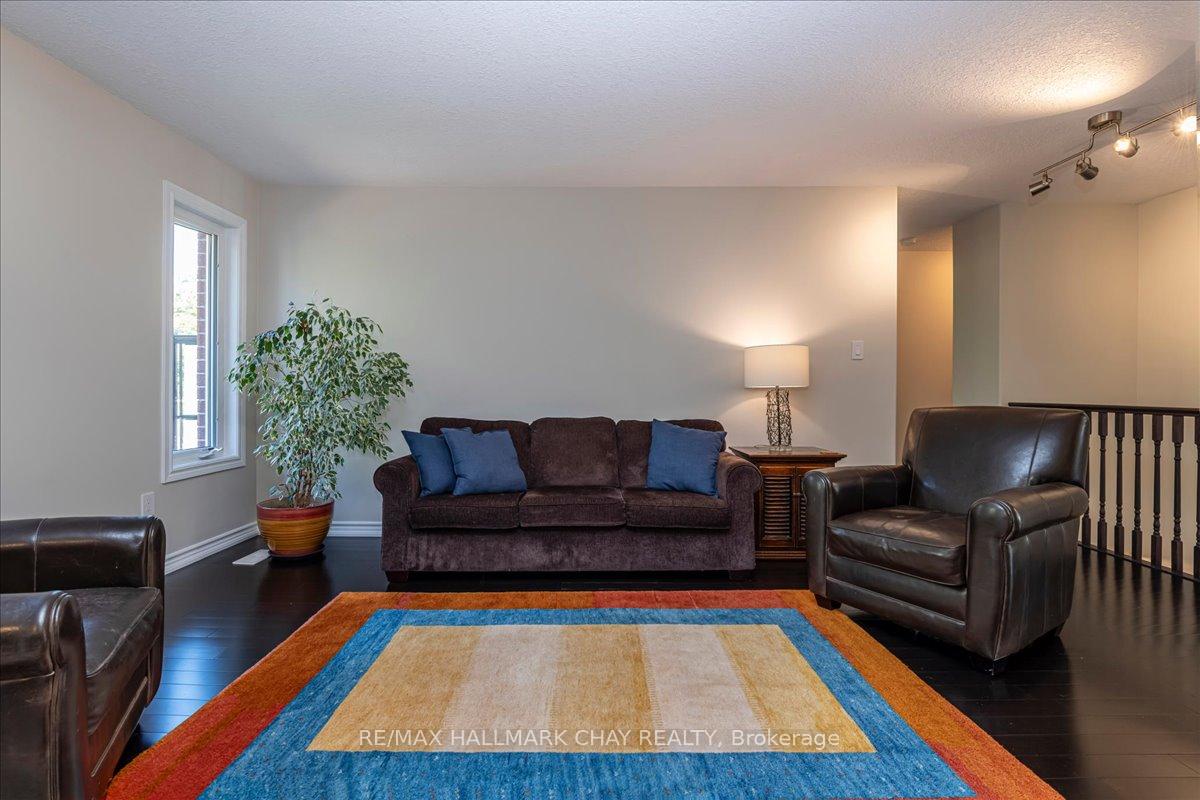 Photo 10 of 974 Booth Avenue, Innisfil, Alcona — HOMEH