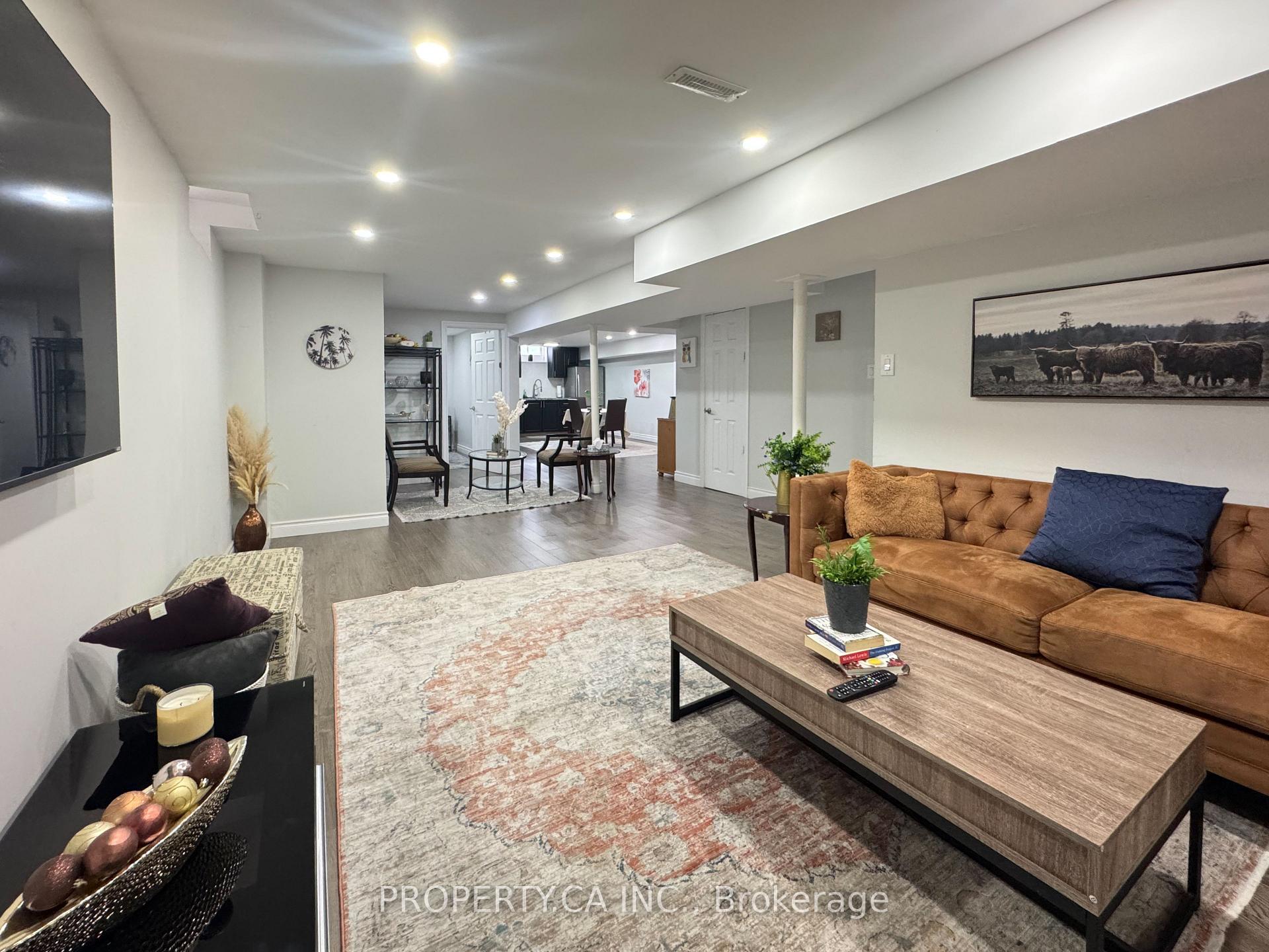 Photo 5 of Unit Lower, 37 Hewlett Crescent, Markham, Markville — HOMEH