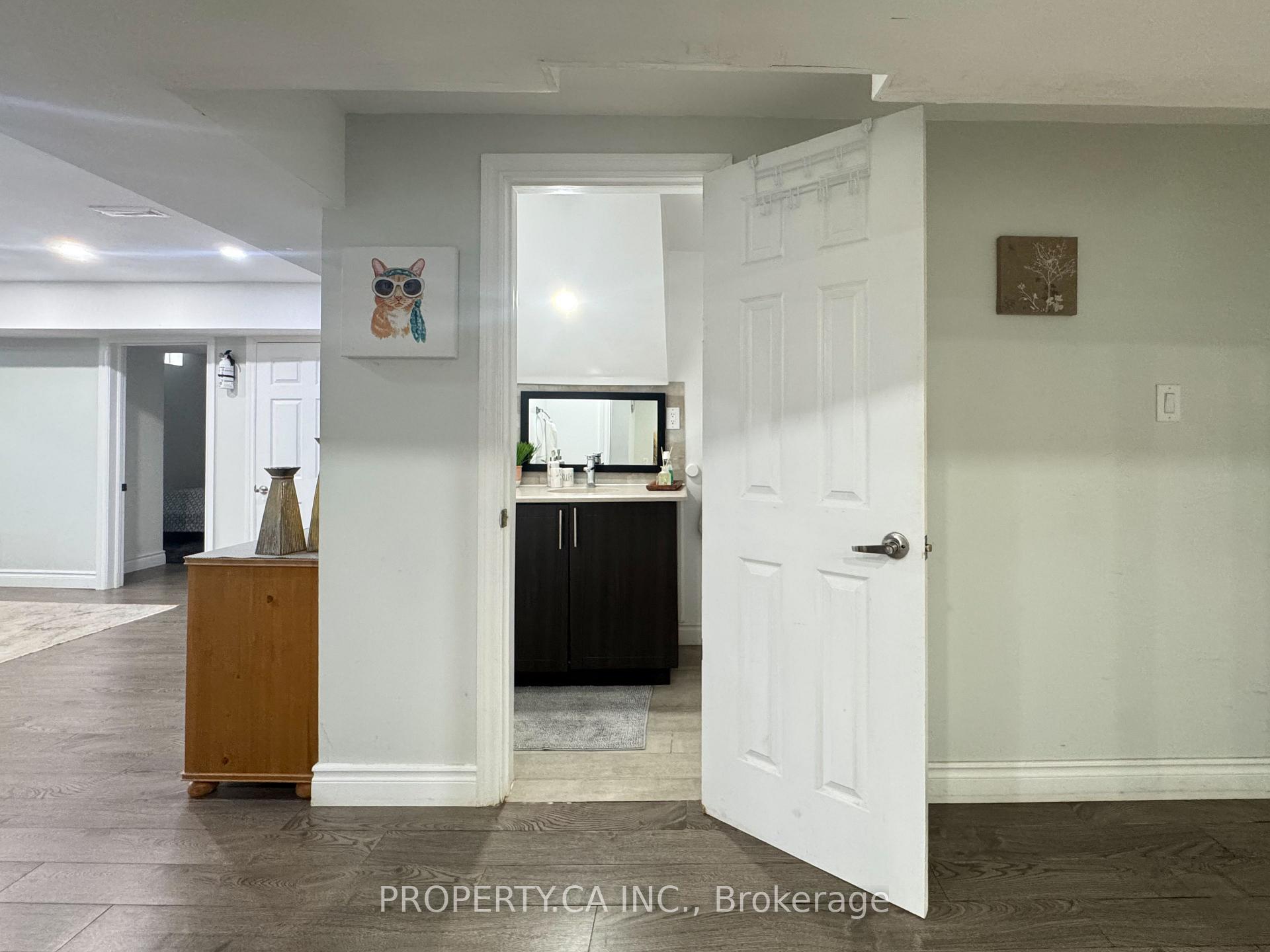 Photo 9 of Unit Lower, 37 Hewlett Crescent, Markham, Markville — HOMEH