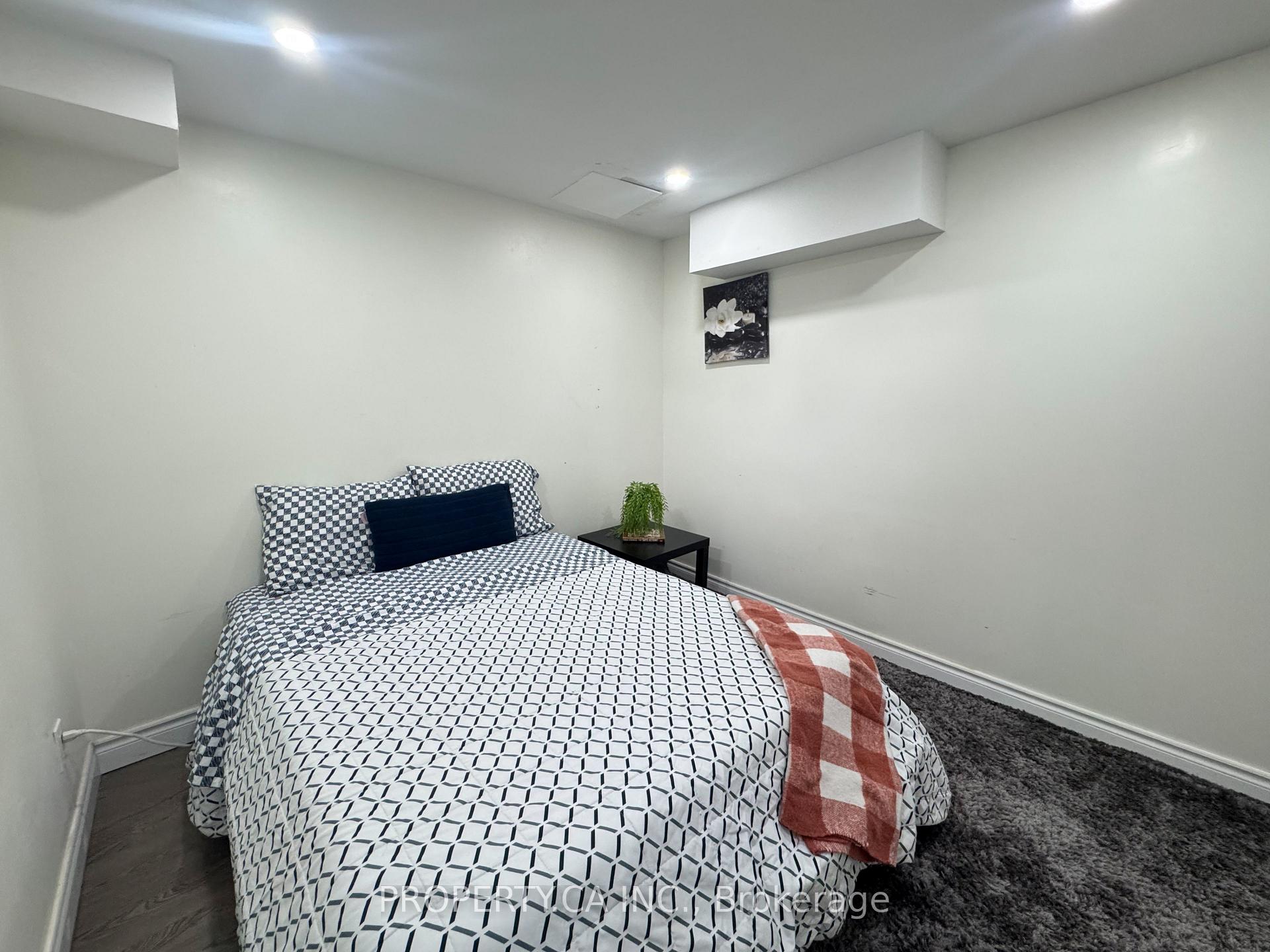 Photo 18 of Unit Lower, 37 Hewlett Crescent, Markham, Markville — HOMEH