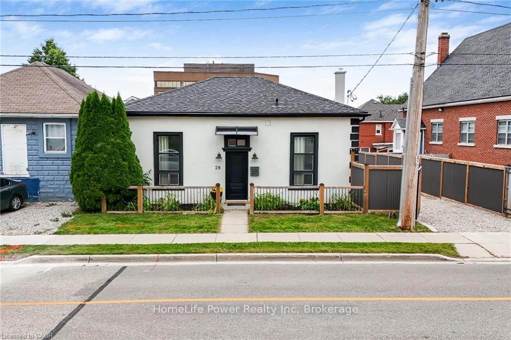Photo 2 of 28 Cambridge Street, Cambridge, East Galt — HOMEH