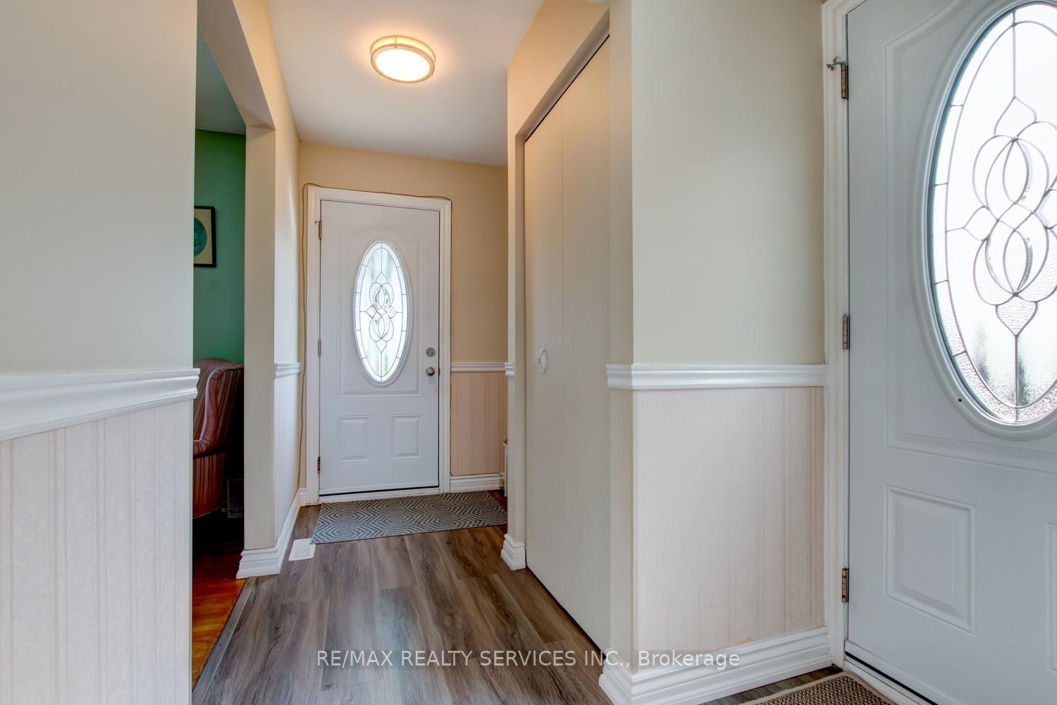 Photo 2 of 21 Finchgate Boulevard, Brampton, Southgate — HOMEH