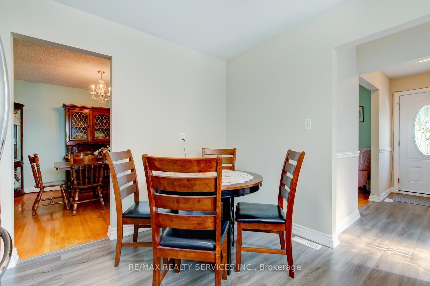Photo 16 of 21 Finchgate Boulevard, Brampton, Southgate — HOMEH