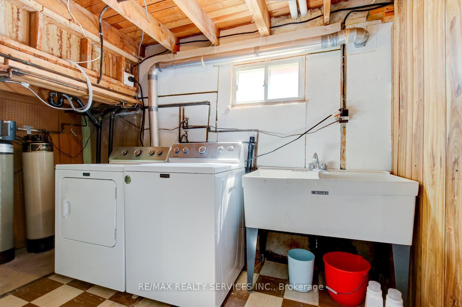 Photo 31 of 21 Finchgate Boulevard, Brampton, Southgate — HOMEH