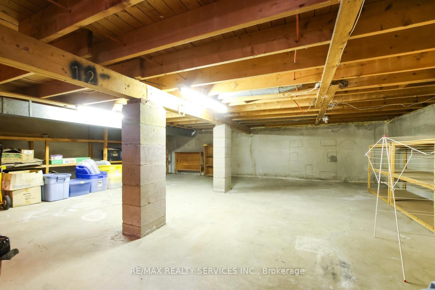 Photo 32 of 21 Finchgate Boulevard, Brampton, Southgate — HOMEH