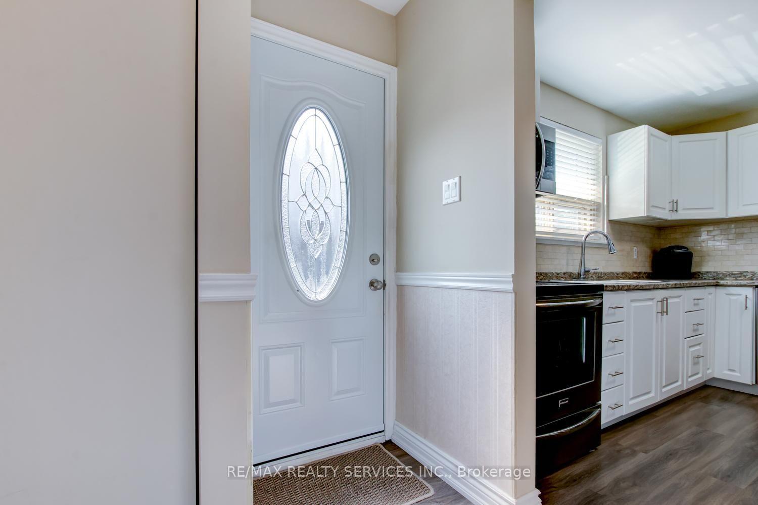 Photo 33 of 21 Finchgate Boulevard, Brampton, Southgate — HOMEH
