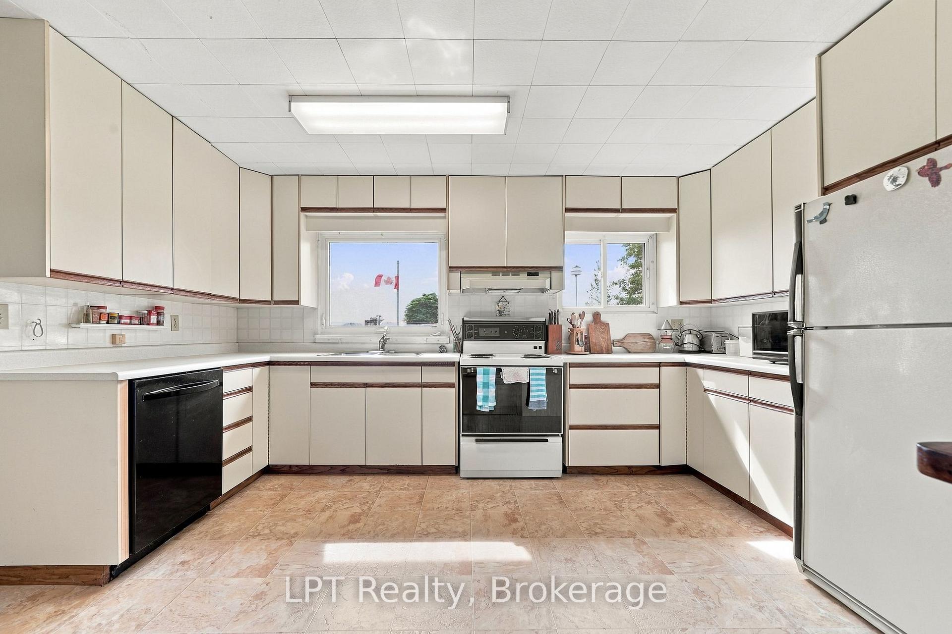 Photo 12 of 0 - 159 Point Pleasant Lane, Prince Edward County, North Marysburg Ward — HOMEH