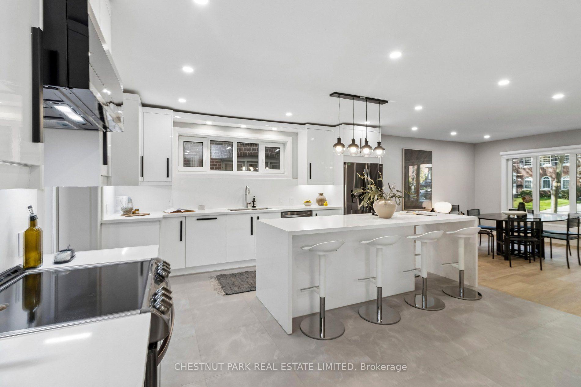 Photo 7 of 335 St Clair Avenue E, Toronto, Rosedale-Moore Park — HOMEH
