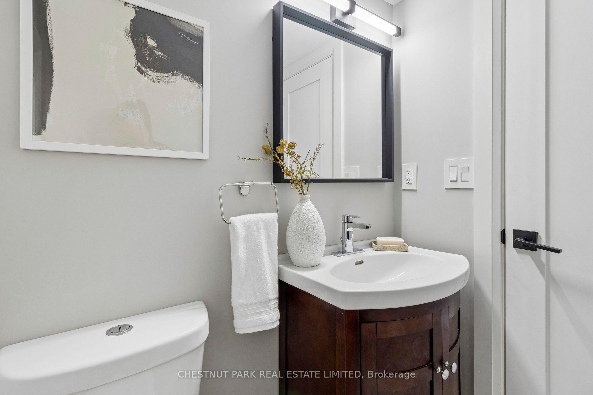 Photo 12 of 335 St Clair Avenue E, Toronto, Rosedale-Moore Park — HOMEH