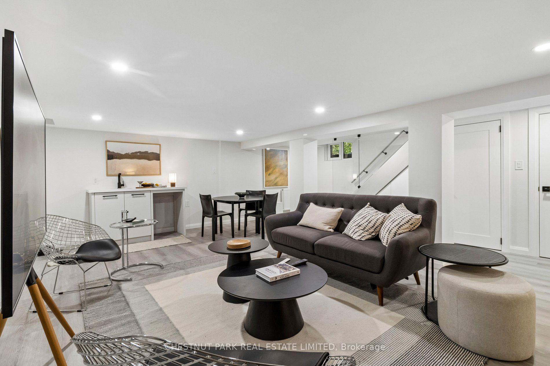 Photo 25 of 335 St Clair Avenue E, Toronto, Rosedale-Moore Park — HOMEH