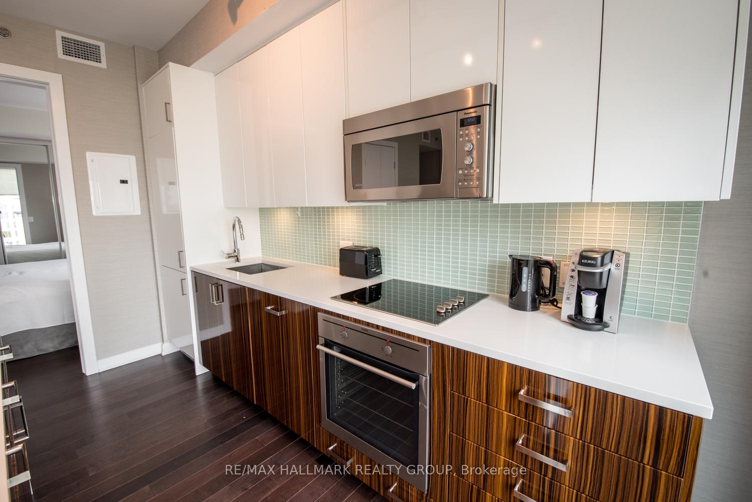 Photo 10 of Unit 1111, 300 Lisgar Street, Ottawa, Ottawa Centre — HOMEH