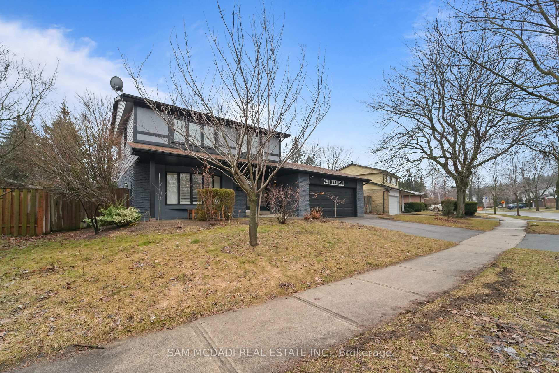 Photo 14 of 2290 Devon Road, Oakville, Ford — HOMEH