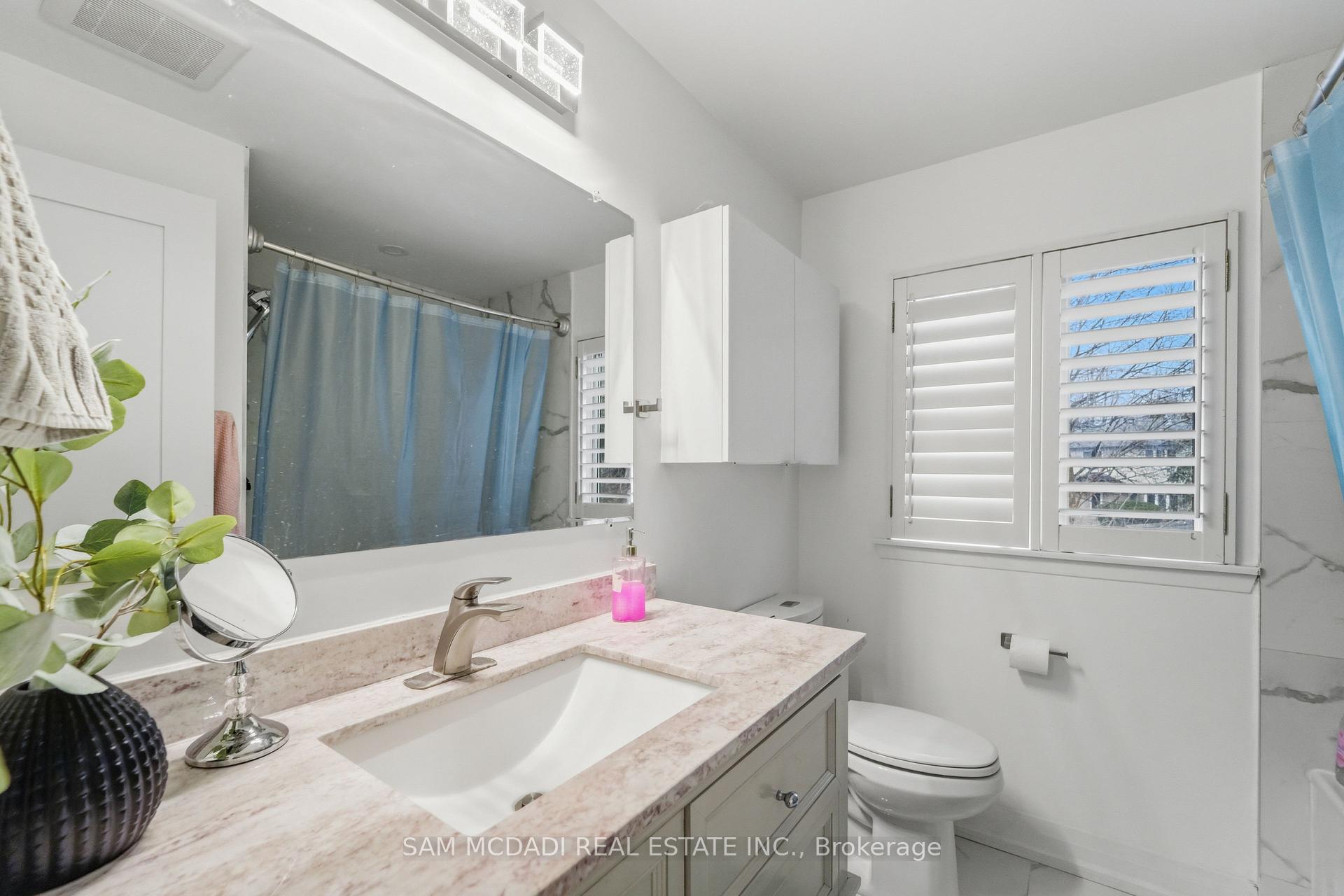 Photo 23 of 2290 Devon Road, Oakville, Ford — HOMEH