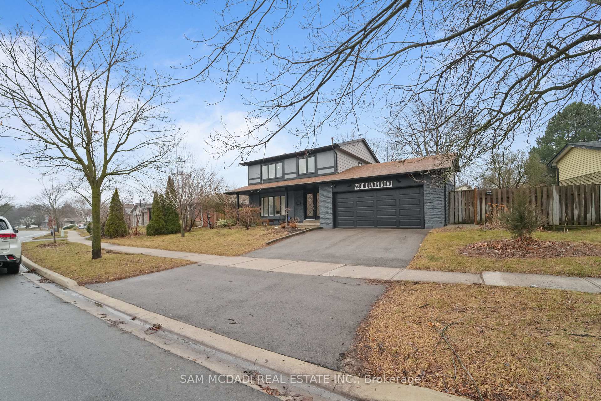 Photo 41 of 2290 Devon Road, Oakville, Ford — HOMEH