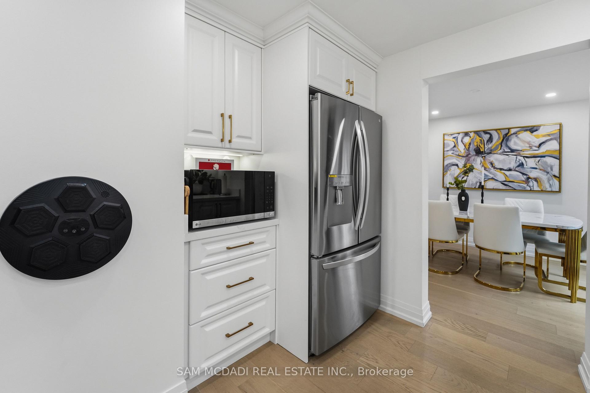 Photo 43 of 2290 Devon Road, Oakville, Ford — HOMEH