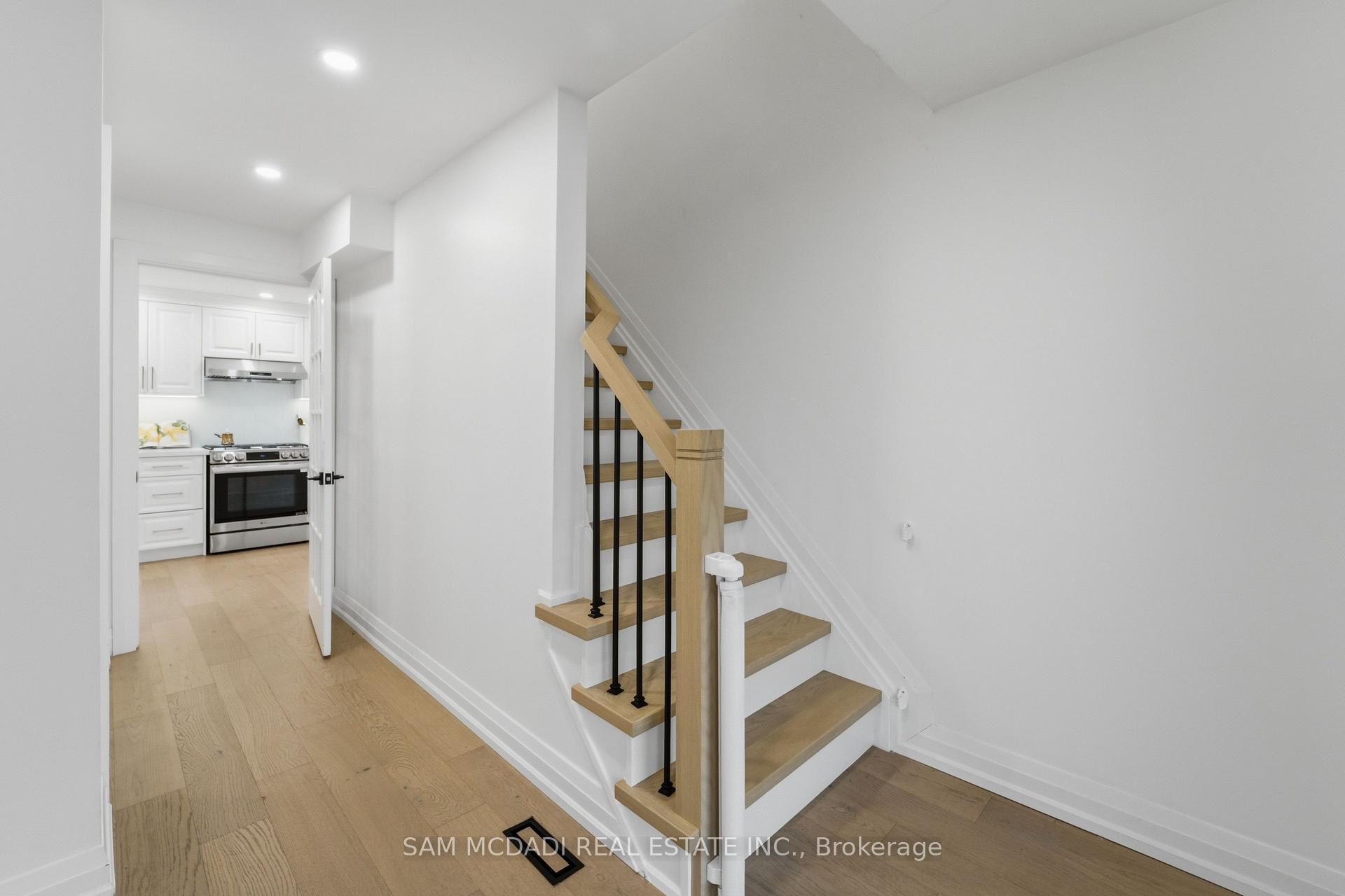 Photo 45 of 2290 Devon Road, Oakville, Ford — HOMEH