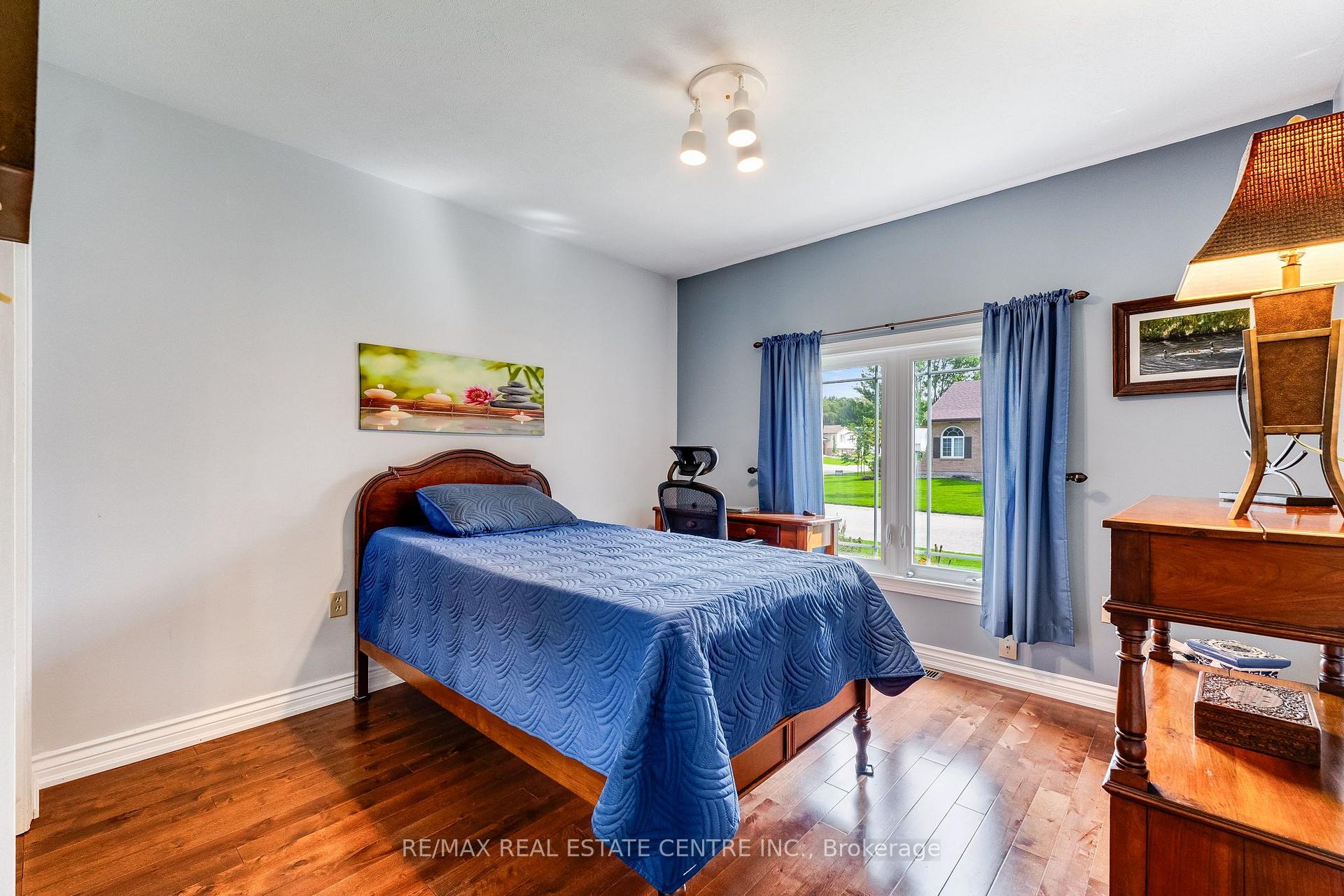 Photo 18 of 2 Swallow Place, Chatham-Kent, Blenheim — HOMEH
