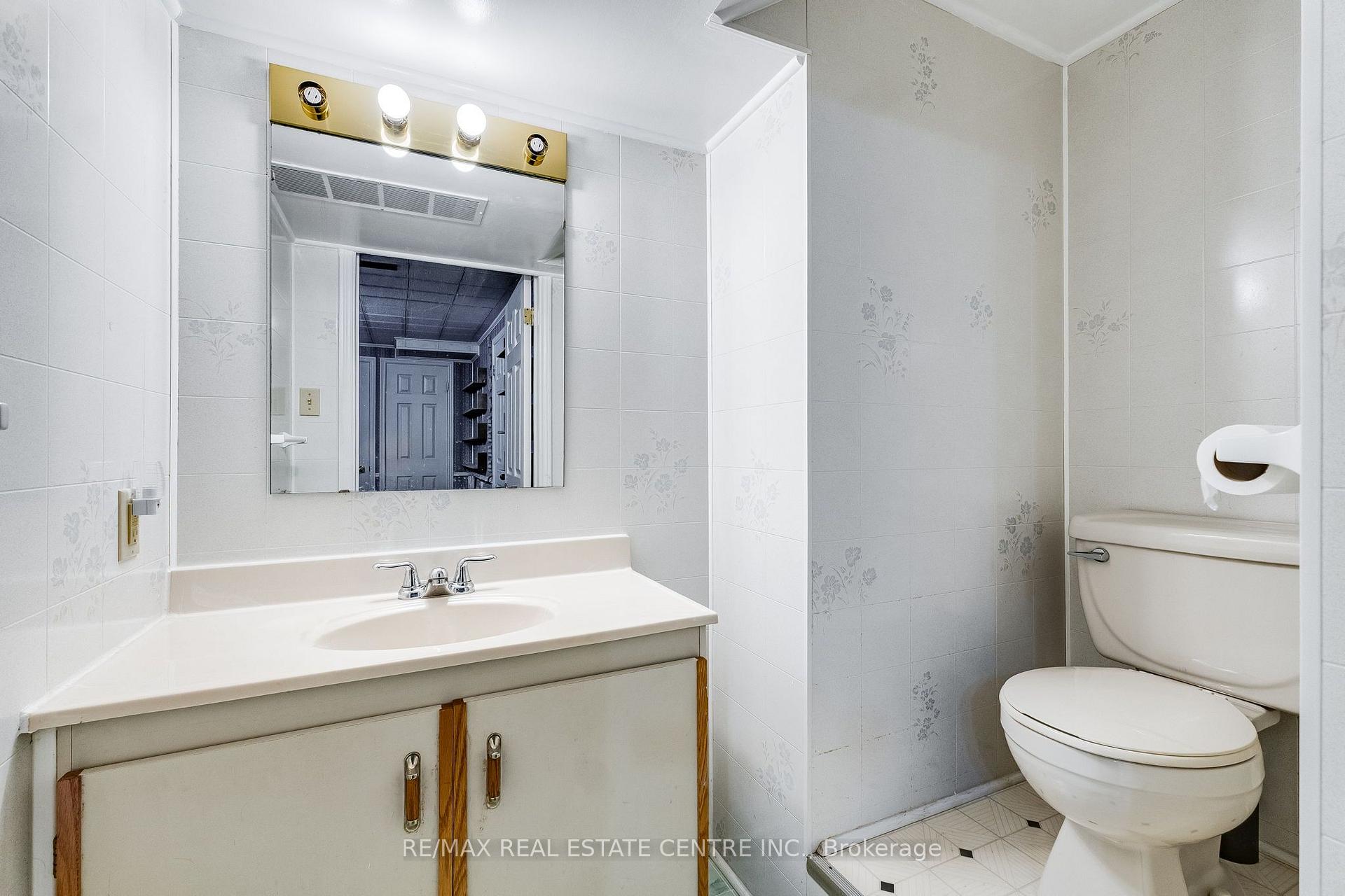 Photo 28 of 2 Swallow Place, Chatham-Kent, Blenheim — HOMEH