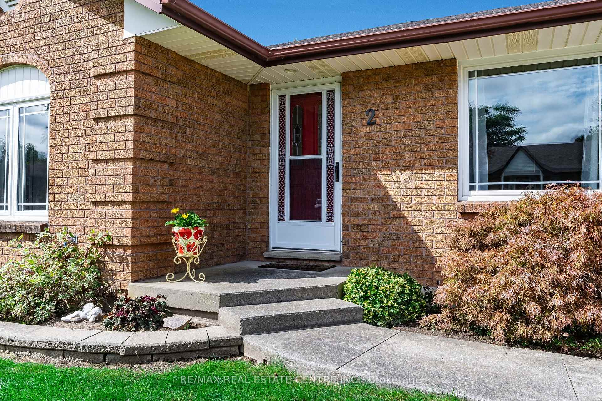 Photo 31 of 2 Swallow Place, Chatham-Kent, Blenheim — HOMEH