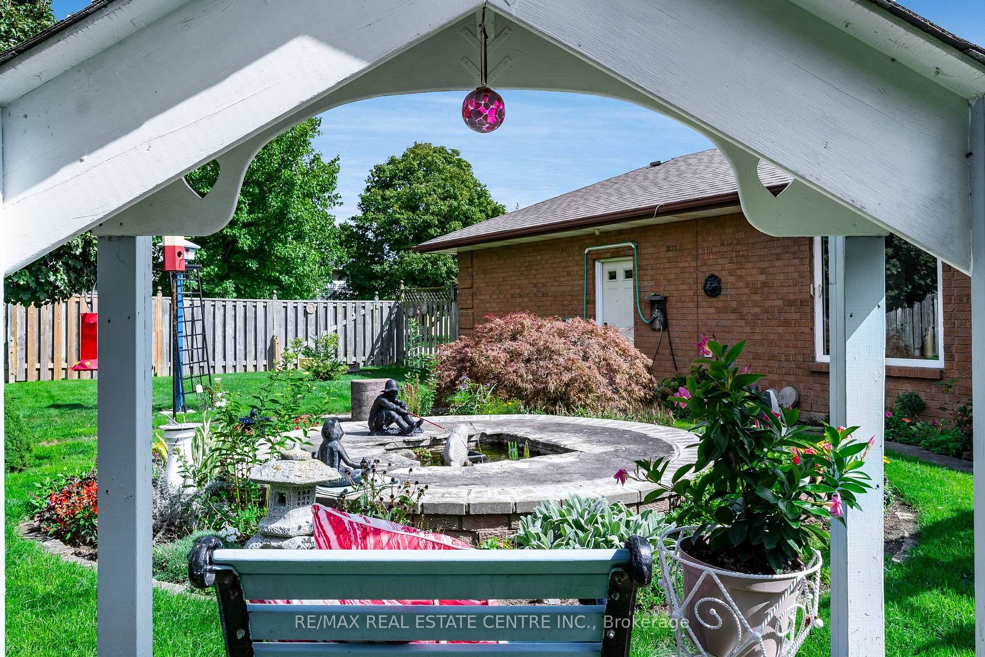 Photo 37 of 2 Swallow Place, Chatham-Kent, Blenheim — HOMEH
