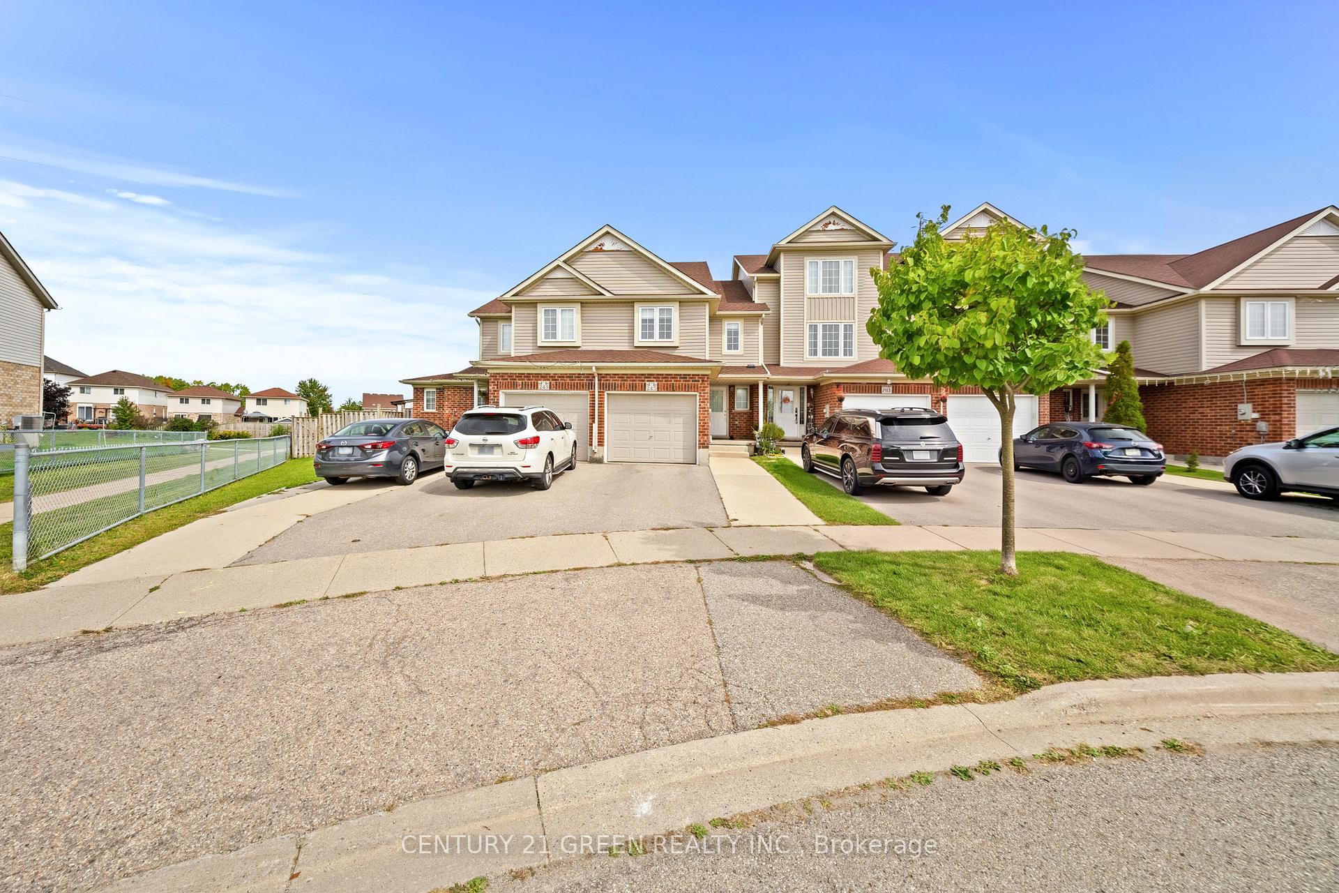 Photo 2 of 245 Red Clover Court, Kitchener, Larentian West — HOMEH