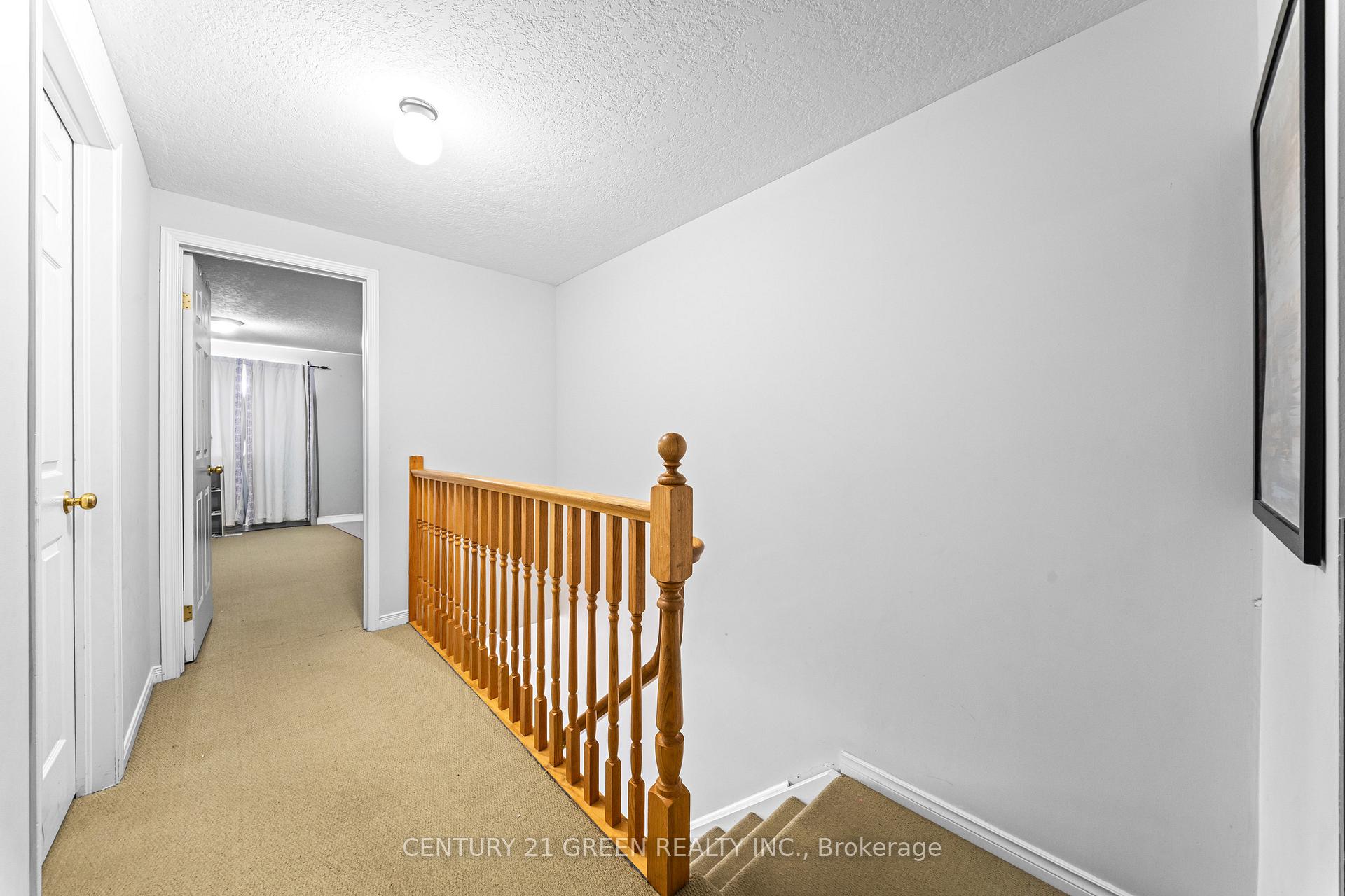 Photo 16 of 245 Red Clover Court, Kitchener, Larentian West — HOMEH