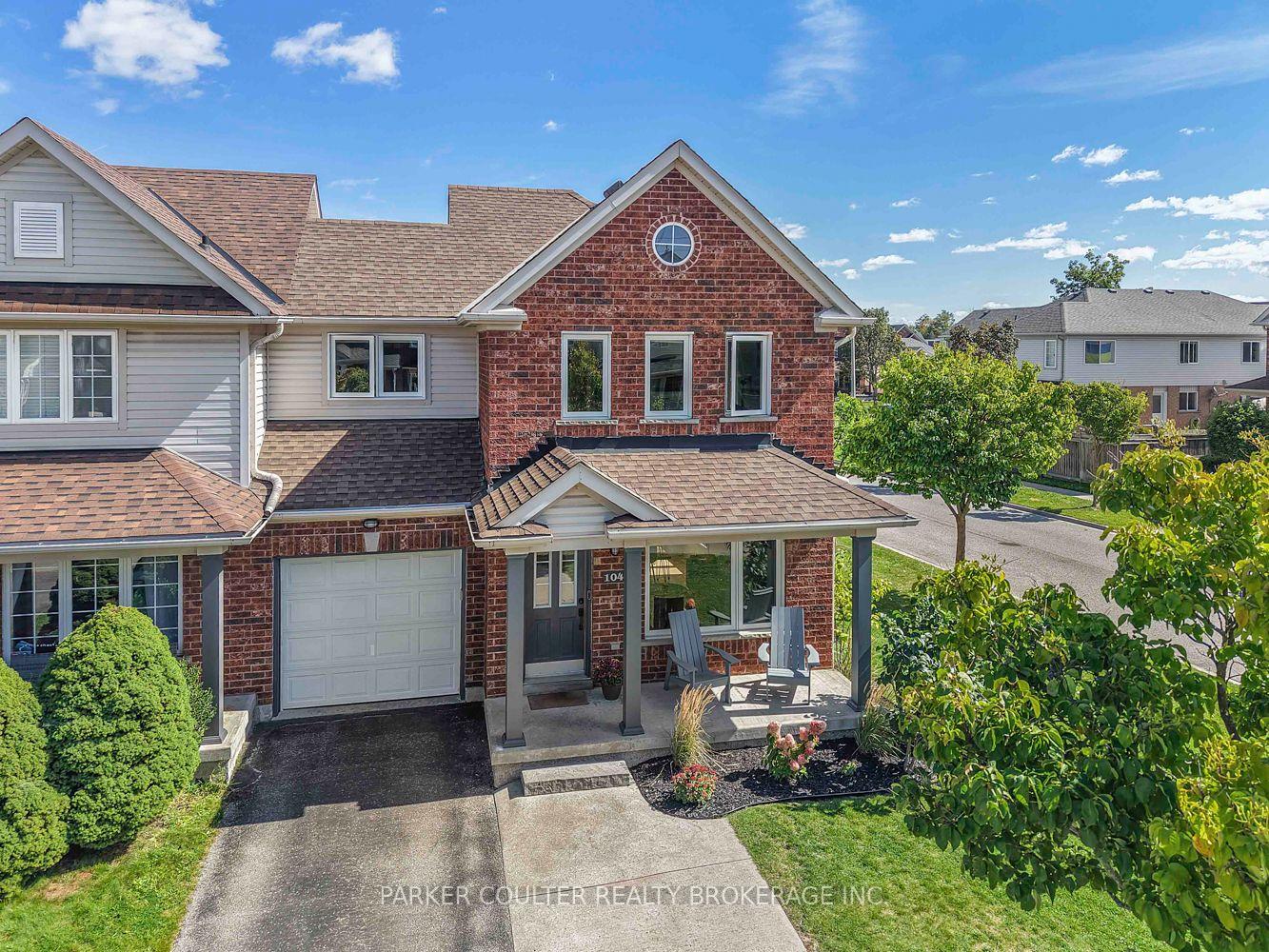 Photo 3 of 104 Bentley Crescent, Barrie, 400 West — HOMEH