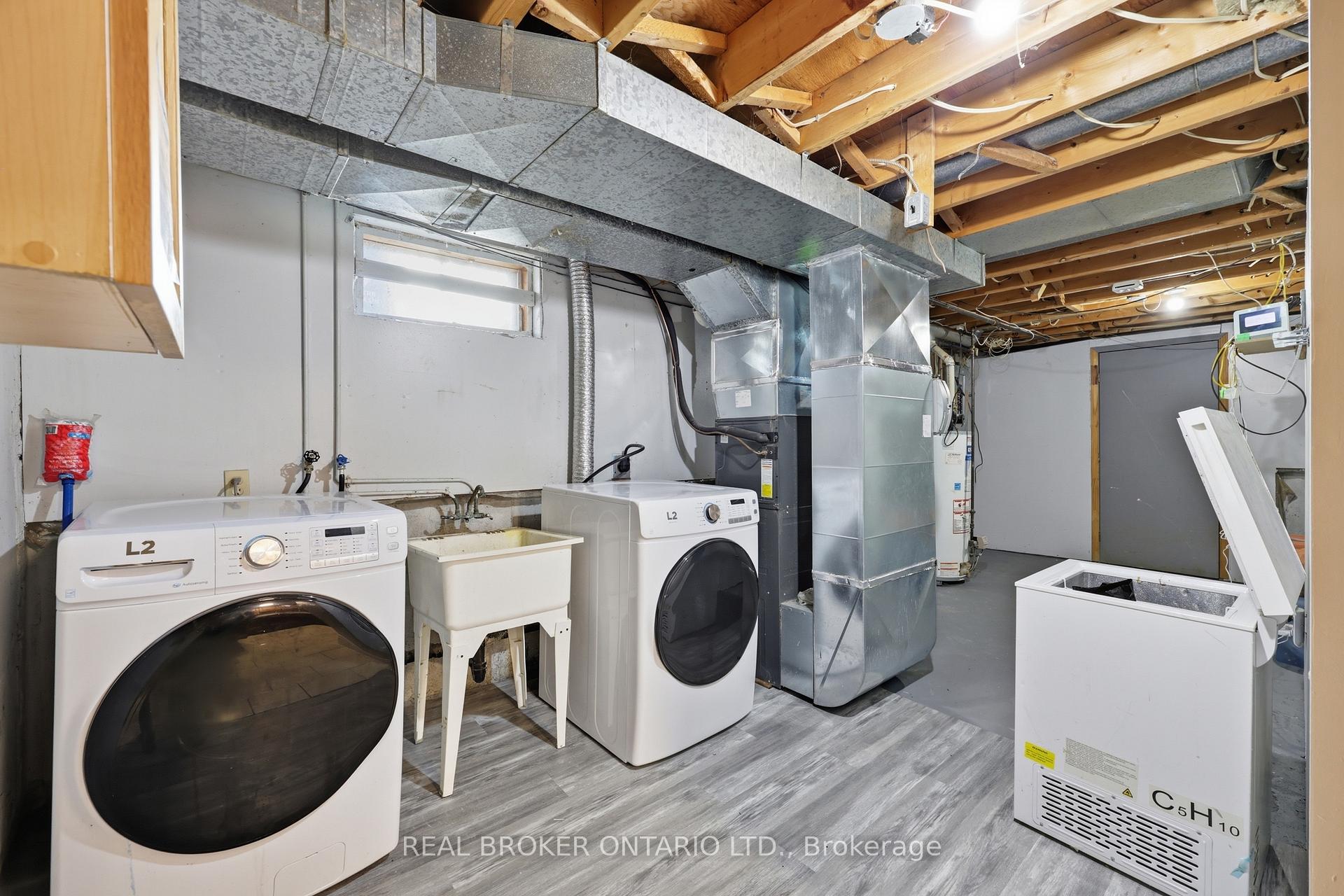 Photo 28 of 42 Terrace Avenue, Welland, Broadway — HOMEH