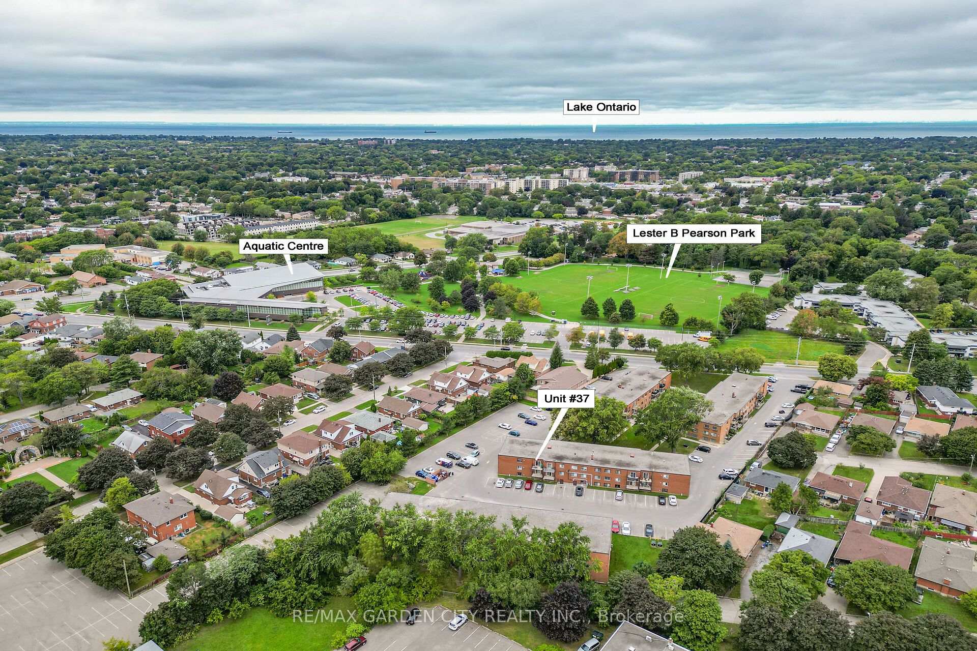 Photo 4 of Unit 37, 452 Carlton Street S, St. Catharines, Facer — HOMEH