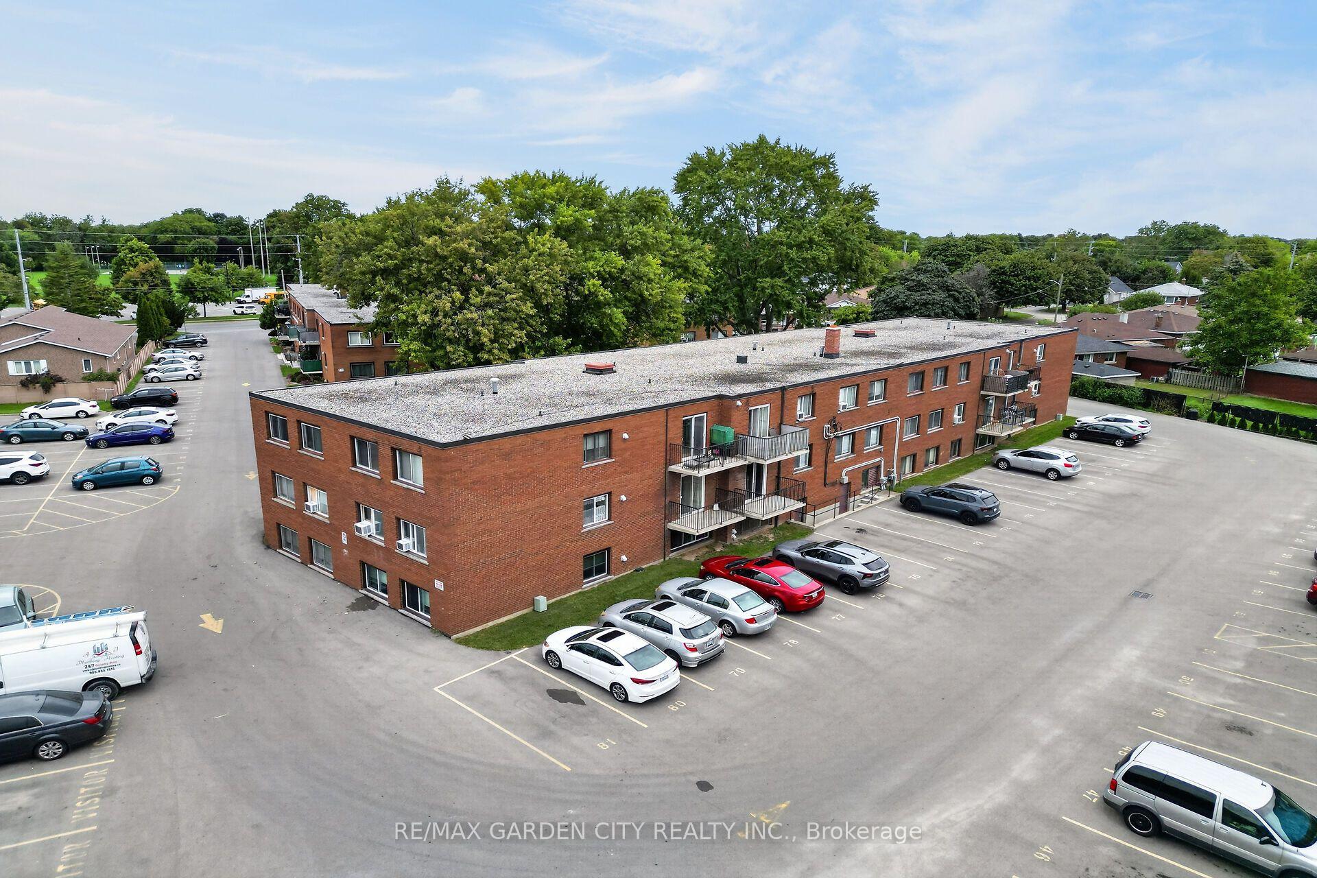 Photo 19 of Unit 37, 452 Carlton Street S, St. Catharines, Facer — HOMEH