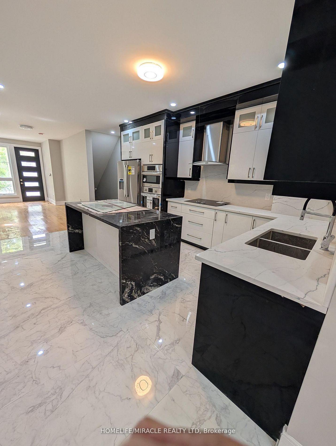Photo 4 of 2099 Dufferin Street, Toronto, Oakwood Village — HOMEH