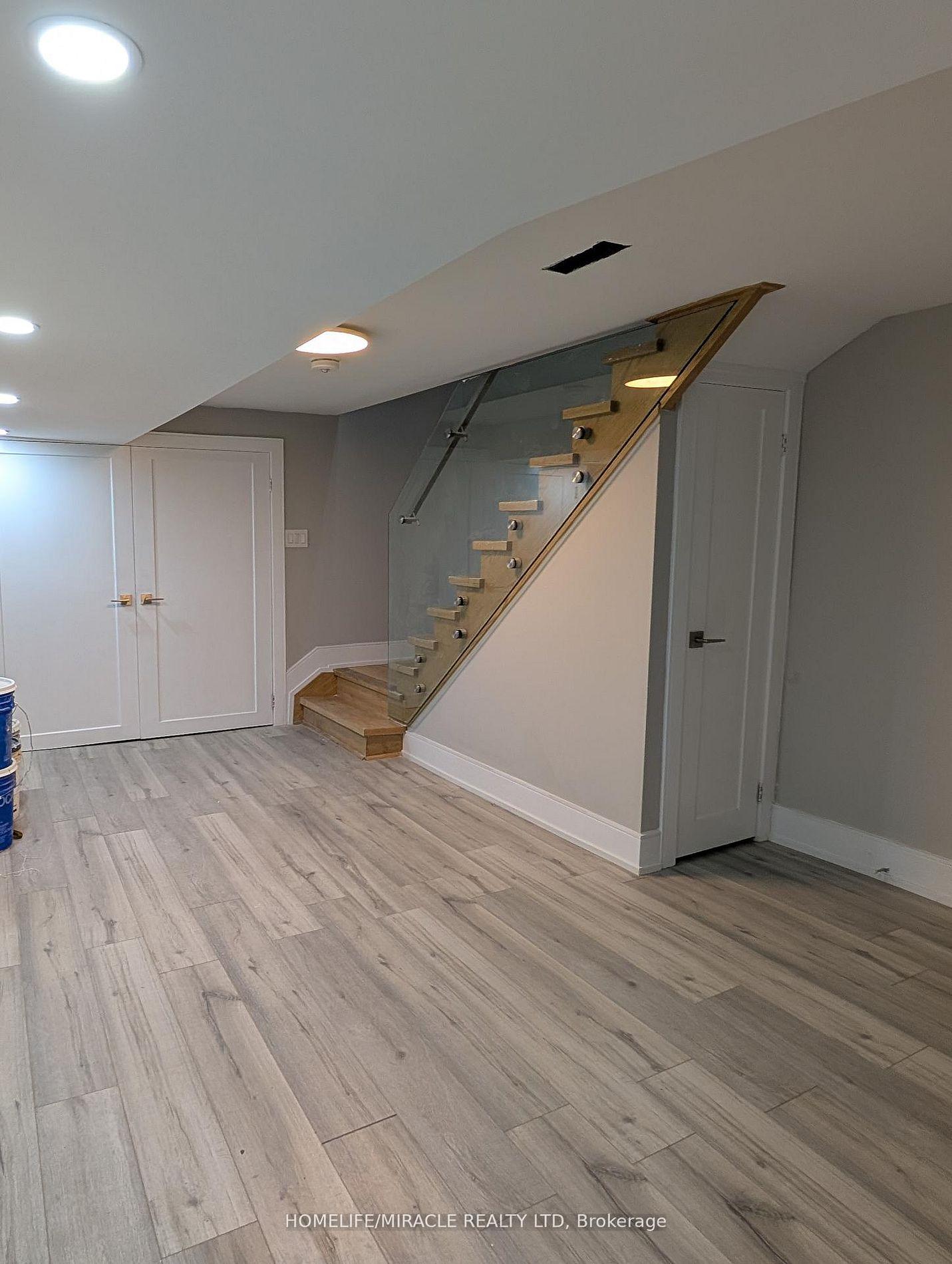 Photo 9 of 2099 Dufferin Street, Toronto, Oakwood Village — HOMEH