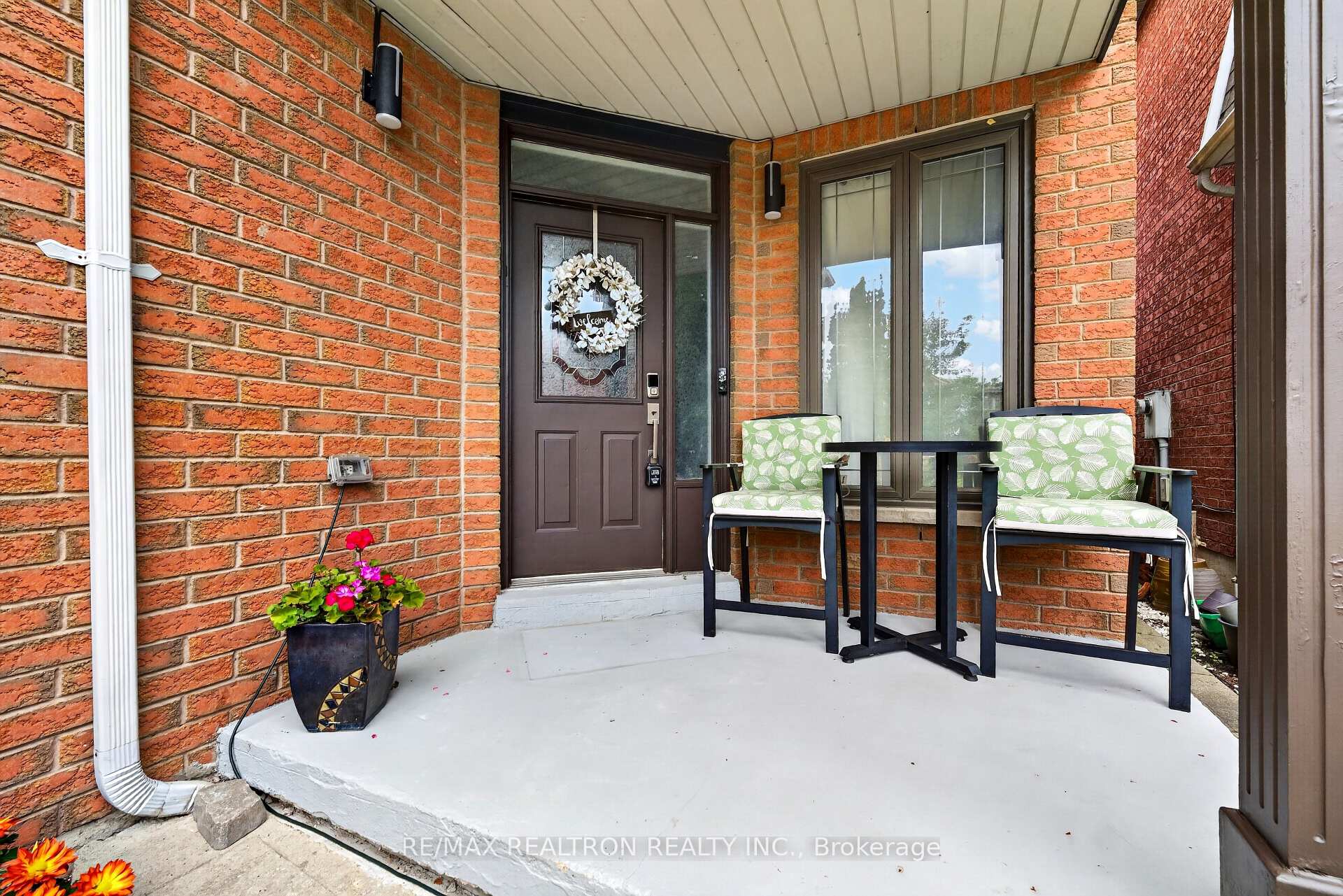 Photo 5 of 165 Thicket Crescent, Pickering, Highbush — HOMEH