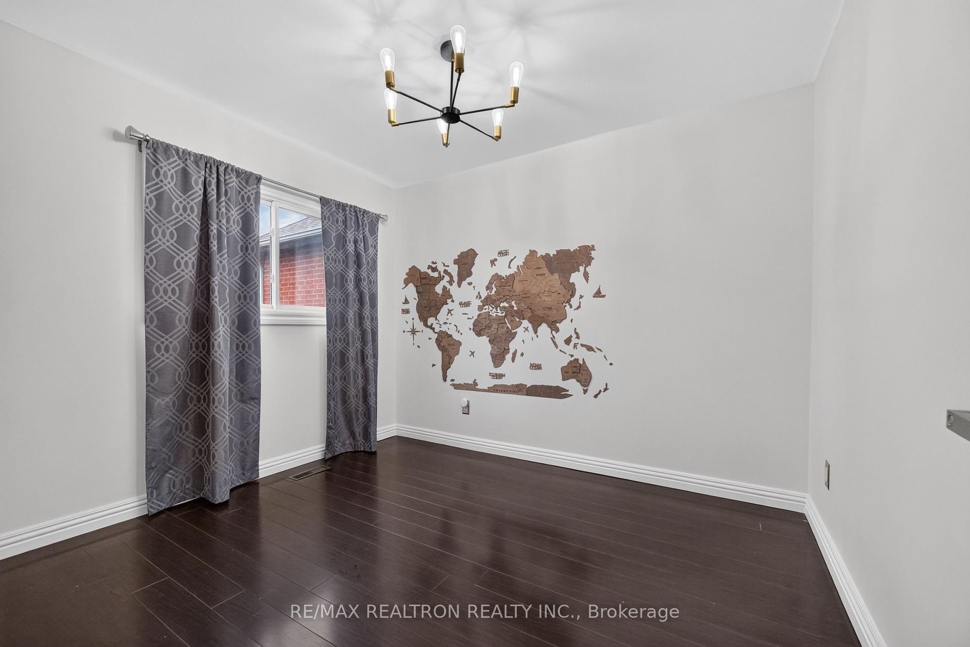 Photo 36 of 165 Thicket Crescent, Pickering, Highbush — HOMEH