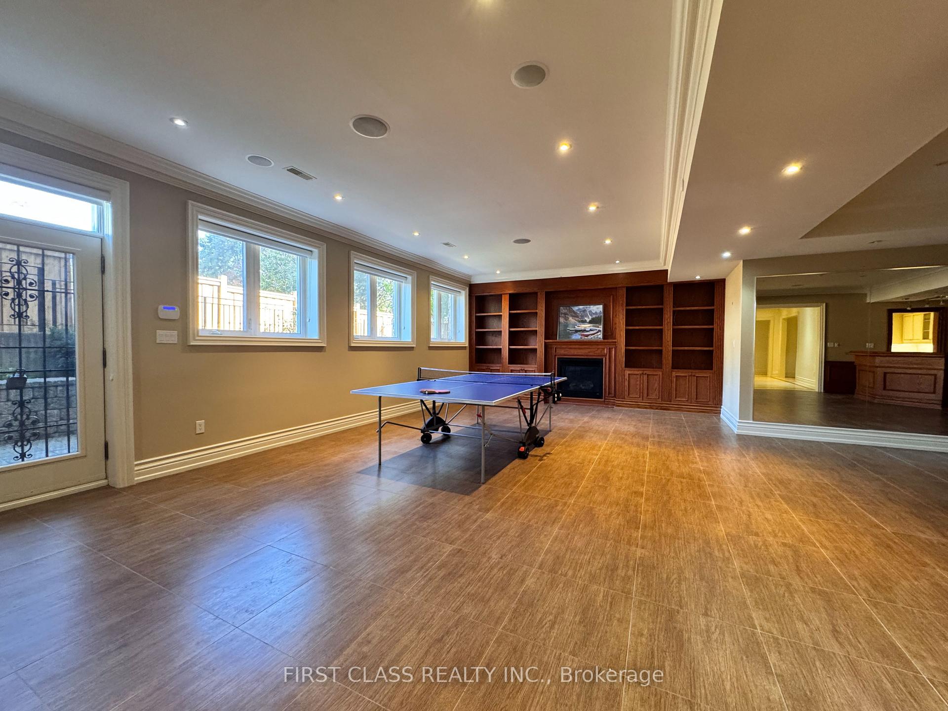 Photo 16 of 25 Dempsey Crescent, North York, St. Andrew-Windfields — HOMEH