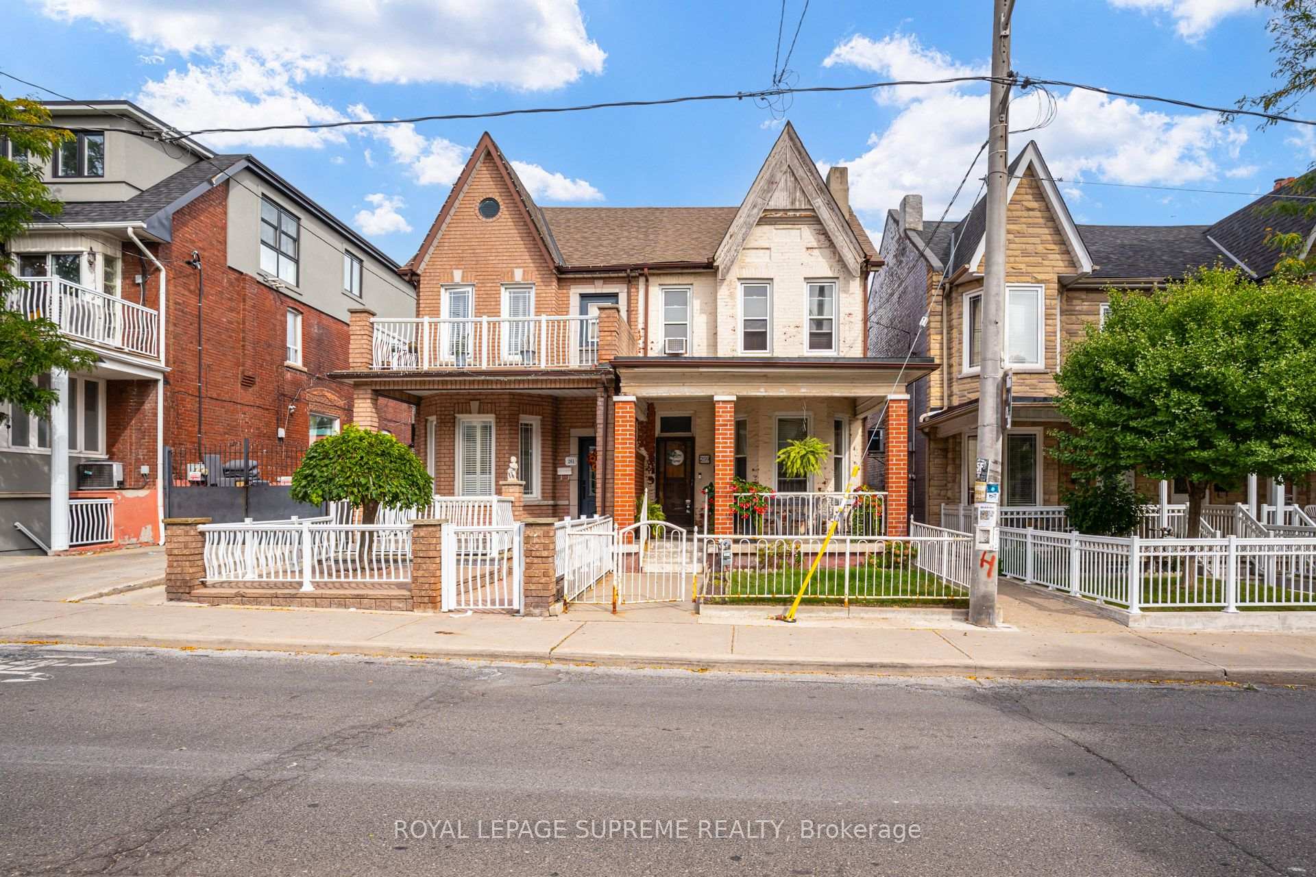 Photo 2 of 259 Brock Avenue, Toronto, Little Portugal — HOMEH