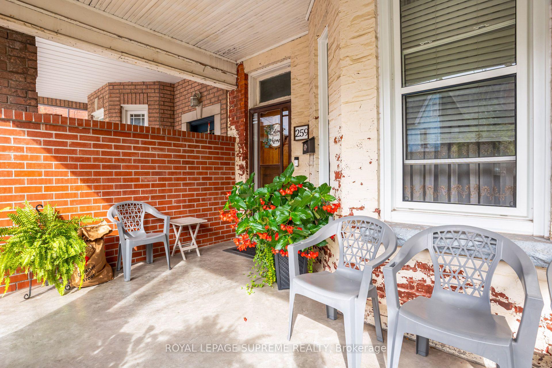 Photo 9 of 259 Brock Avenue, Toronto, Little Portugal — HOMEH