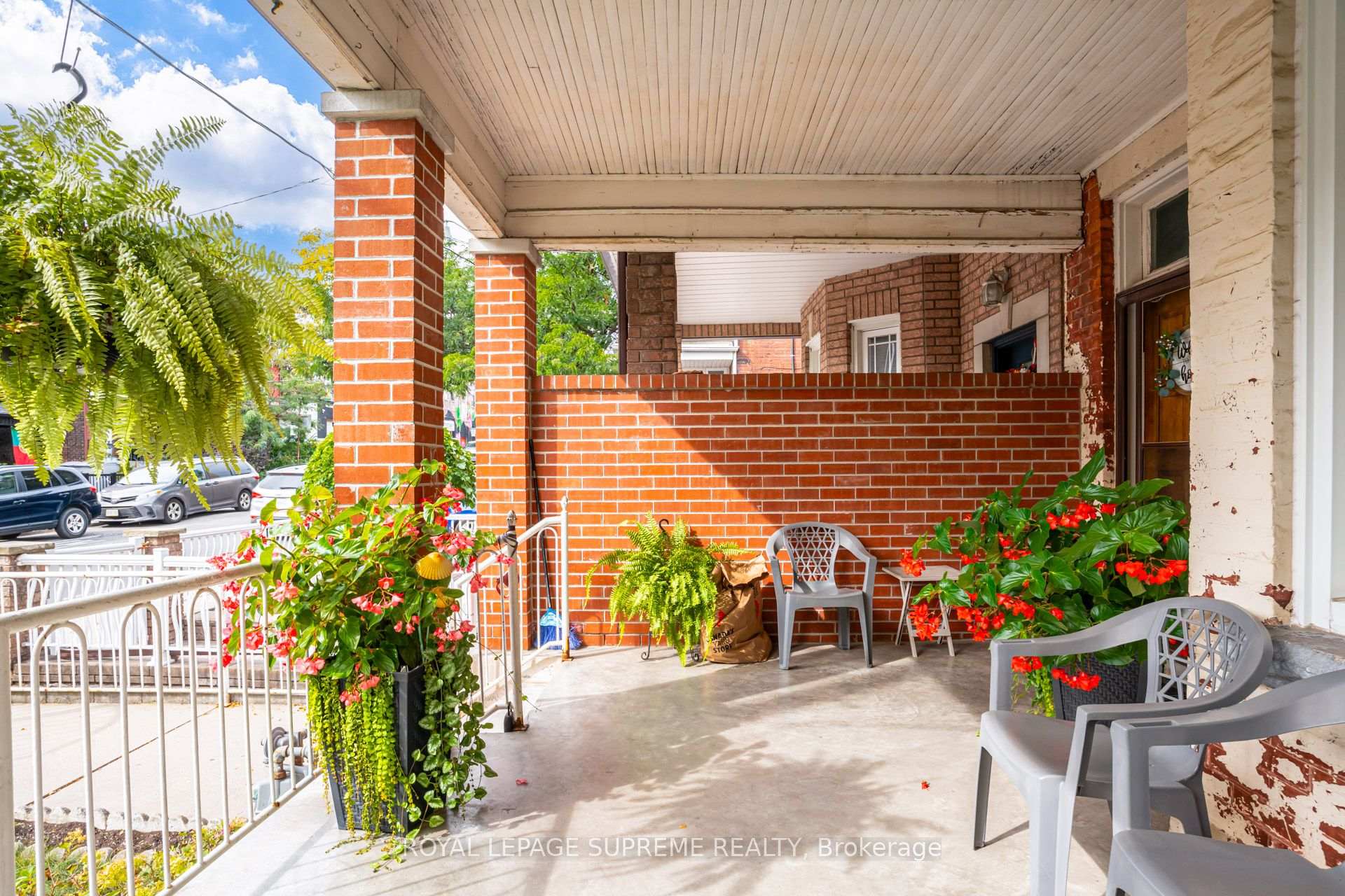 Photo 10 of 259 Brock Avenue, Toronto, Little Portugal — HOMEH