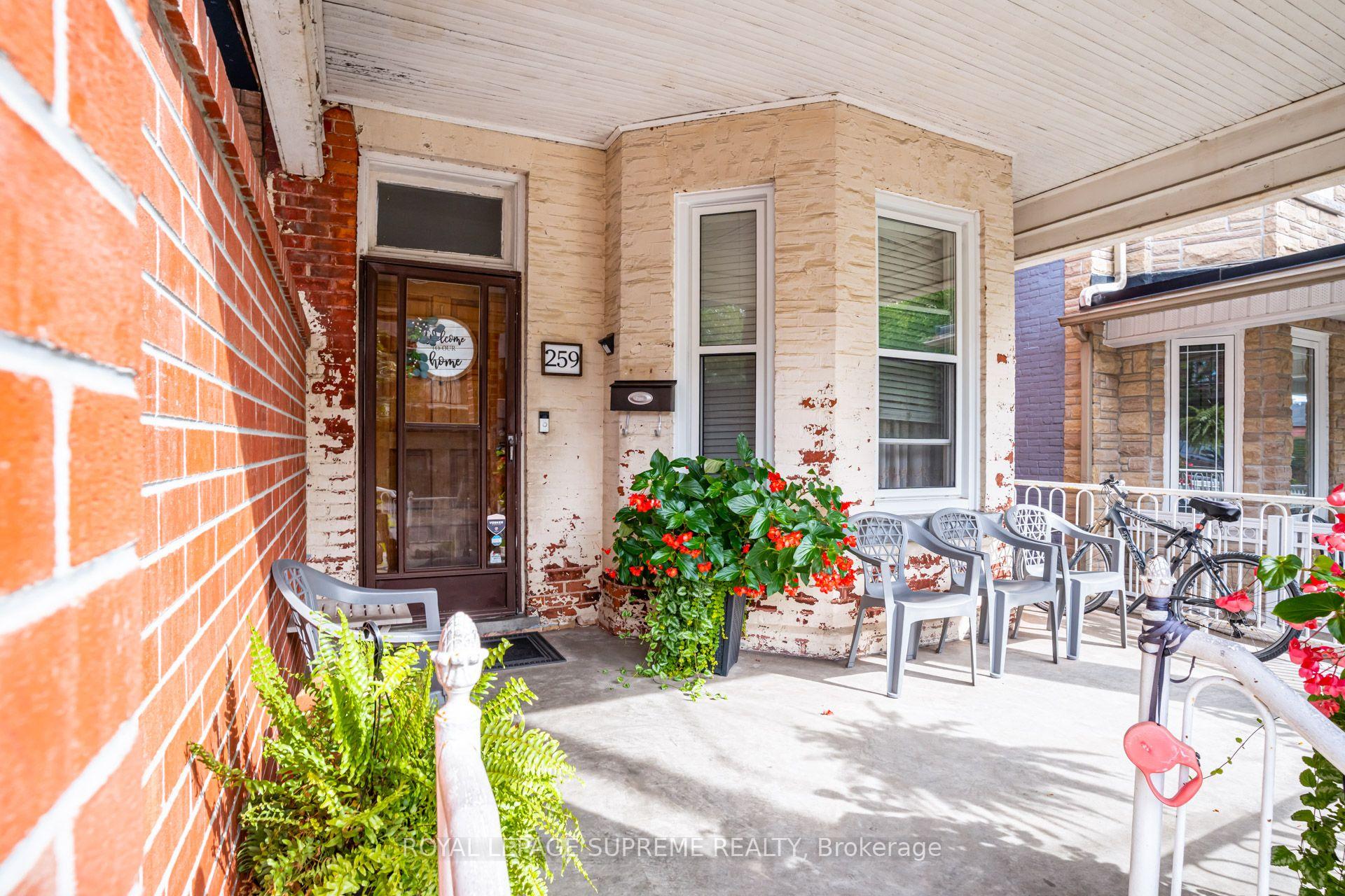 Photo 12 of 259 Brock Avenue, Toronto, Little Portugal — HOMEH