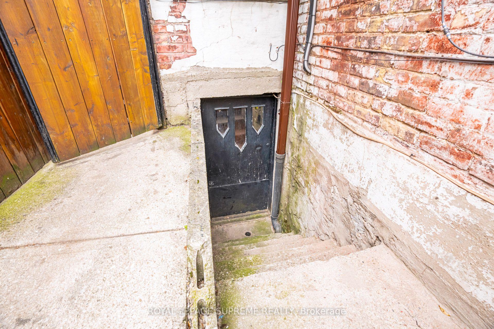 Photo 41 of 259 Brock Avenue, Toronto, Little Portugal — HOMEH