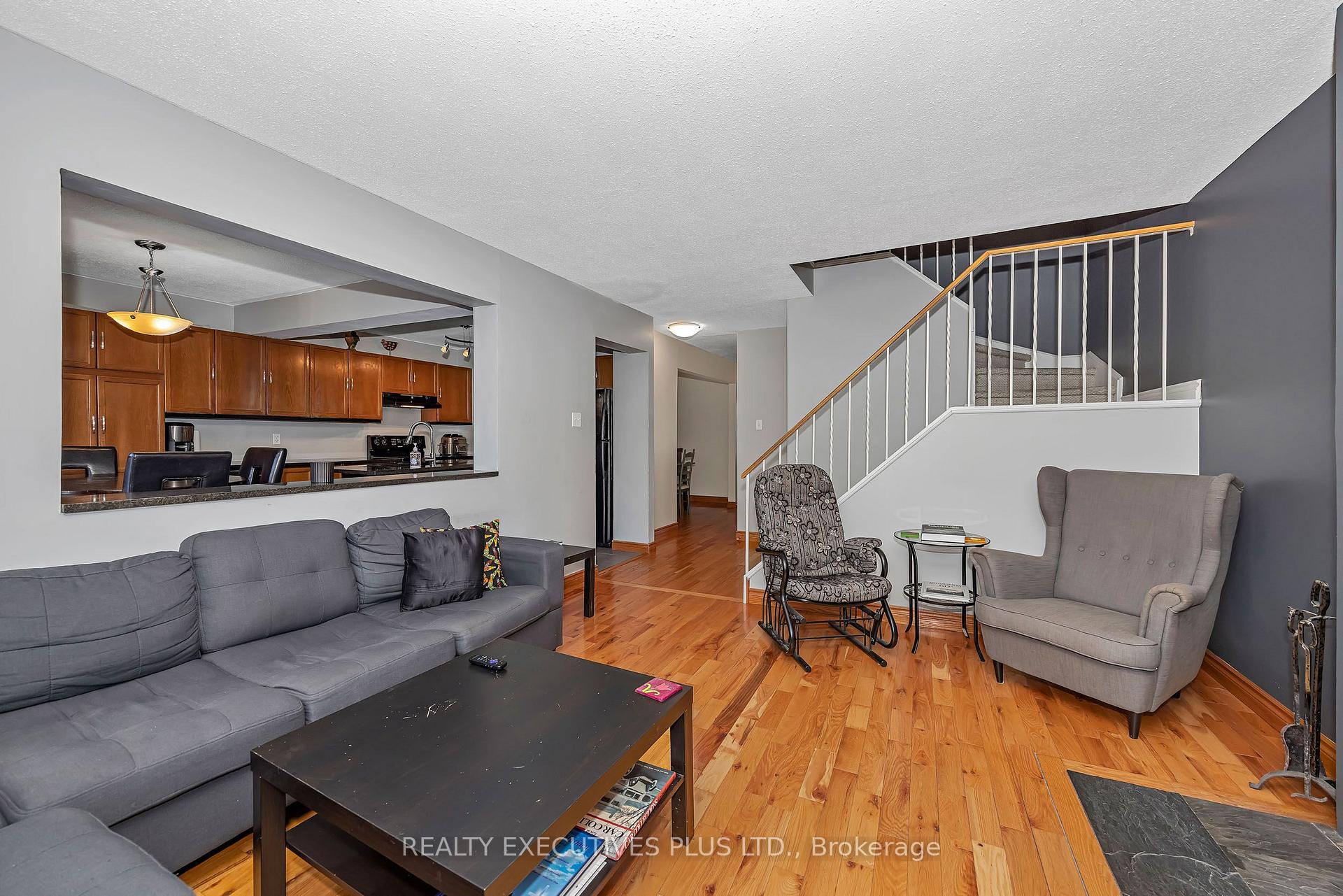 Photo 17 of 1649 Tupello Way, Ottawa, Fallingbrook/Pineridge — HOMEH