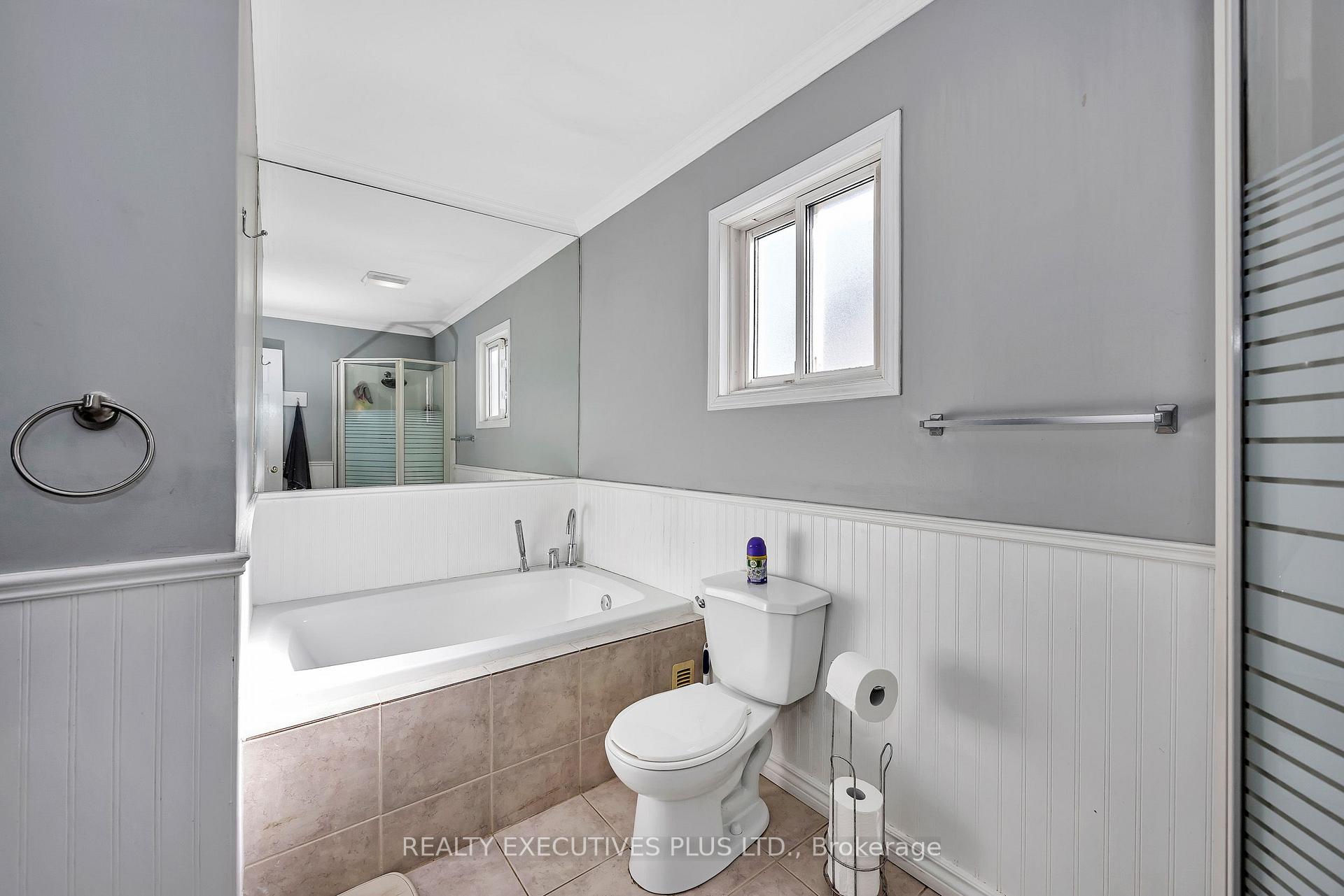 Photo 24 of 1649 Tupello Way, Ottawa, Fallingbrook/Pineridge — HOMEH