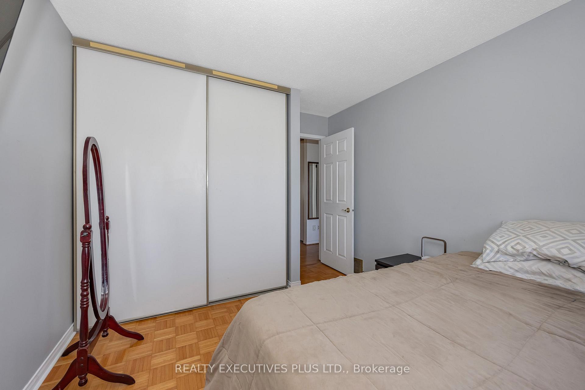 Photo 26 of 1649 Tupello Way, Ottawa, Fallingbrook/Pineridge — HOMEH