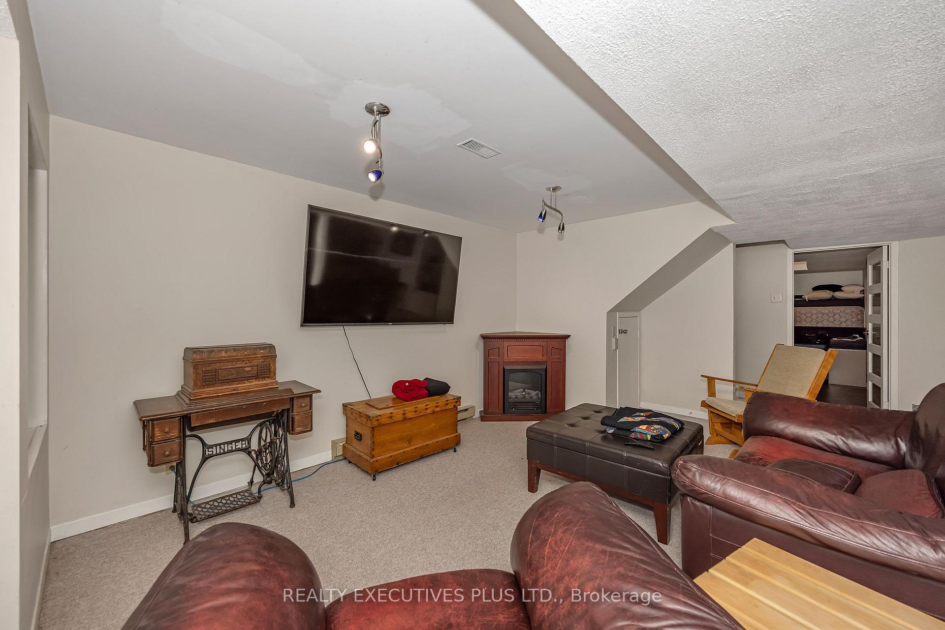 Photo 31 of 1649 Tupello Way, Ottawa, Fallingbrook/Pineridge — HOMEH