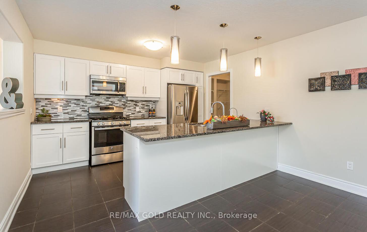 Photo 3 of 199 Summit Ridge Drive, Guelph, Grange Road — HOMEH