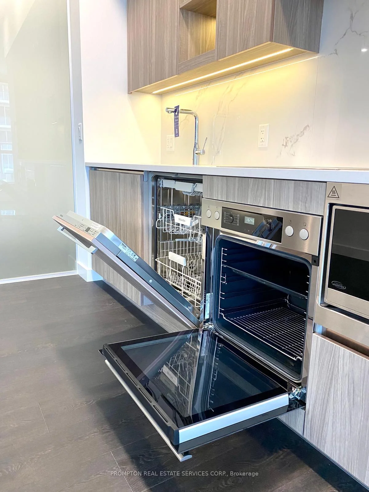 Photo 22 of Unit 601, 27 McMahon Drive, North York, Bayview Village — HOMEH
