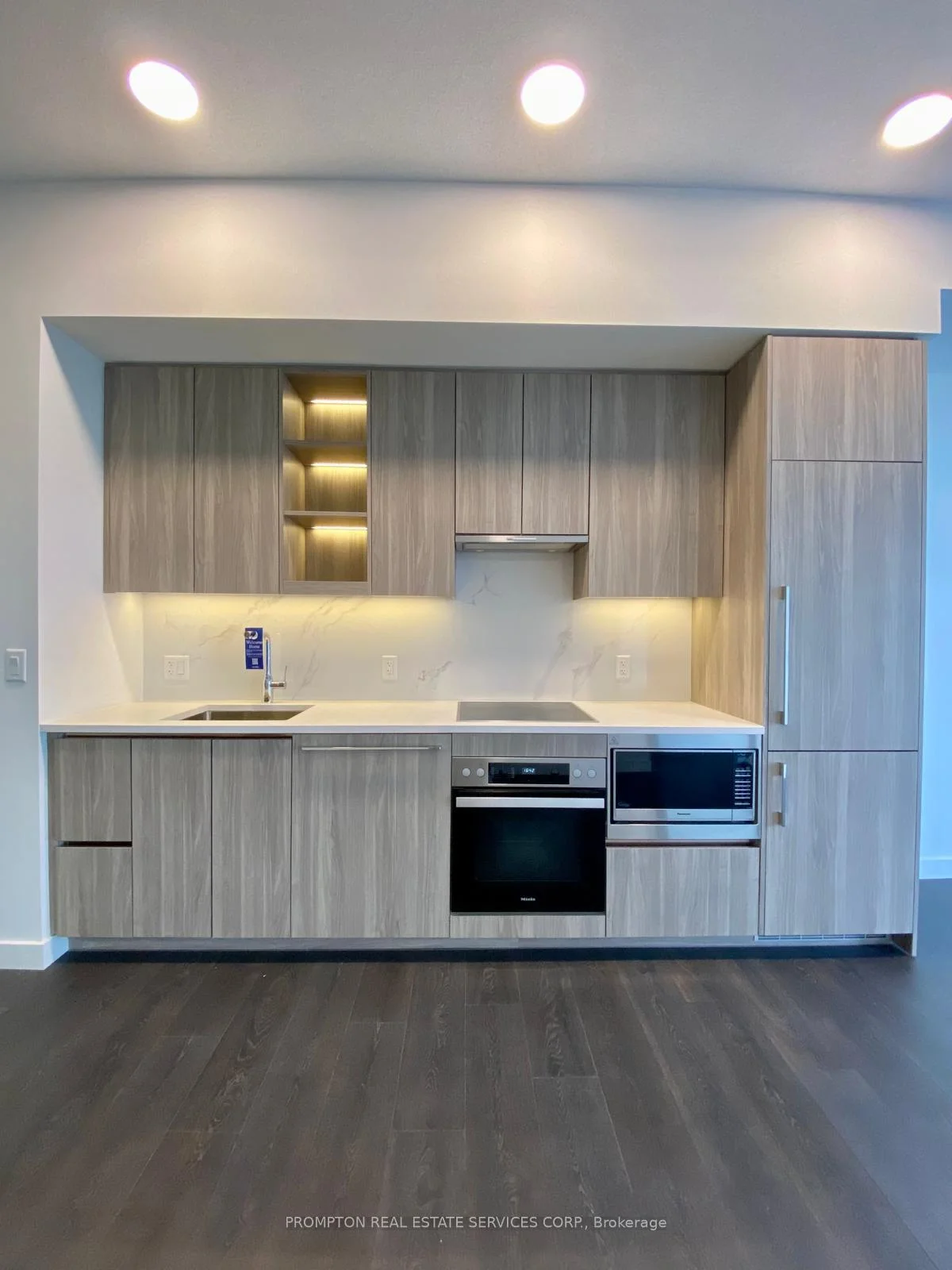 Photo 33 of Unit 601, 27 McMahon Drive, North York, Bayview Village — HOMEH