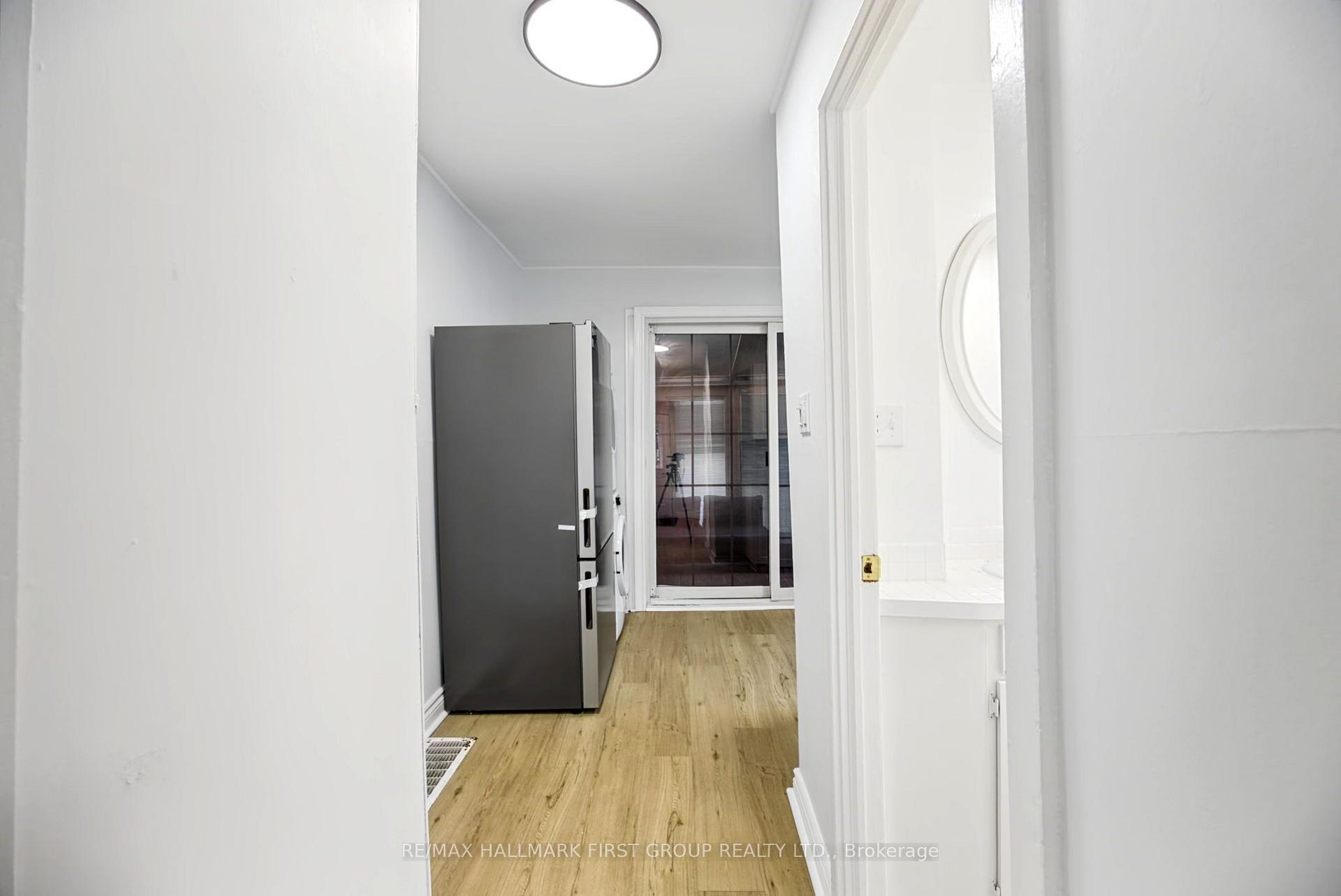 Photo 9 of 24 George Street, Ajax, Central — HOMEH